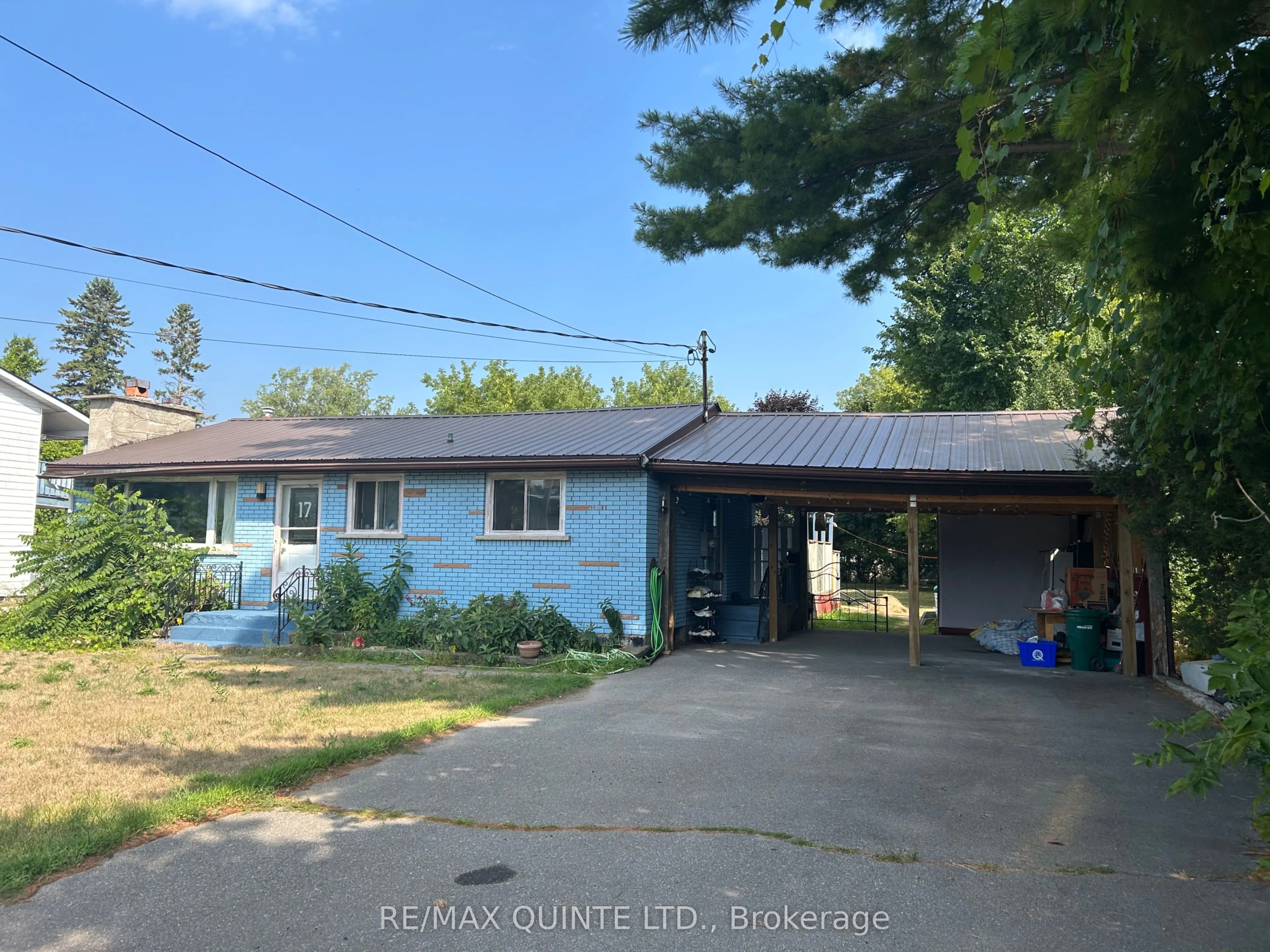 17 Quinte Road