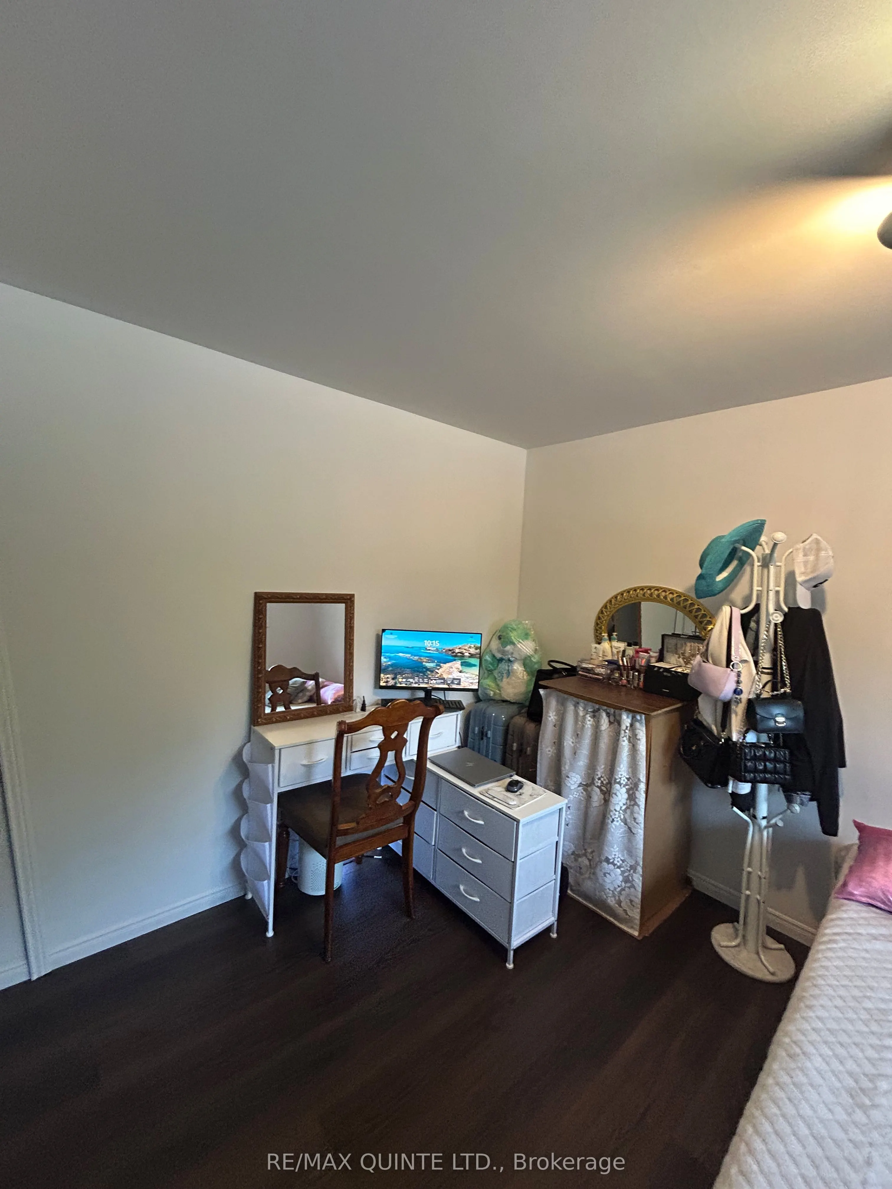 17 Quinte Road