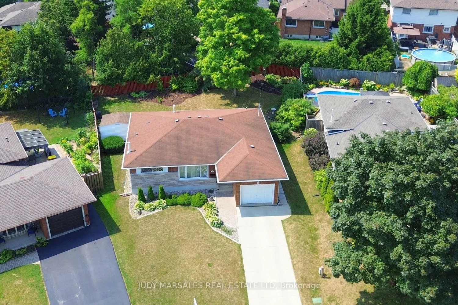 14 Hilltop Place