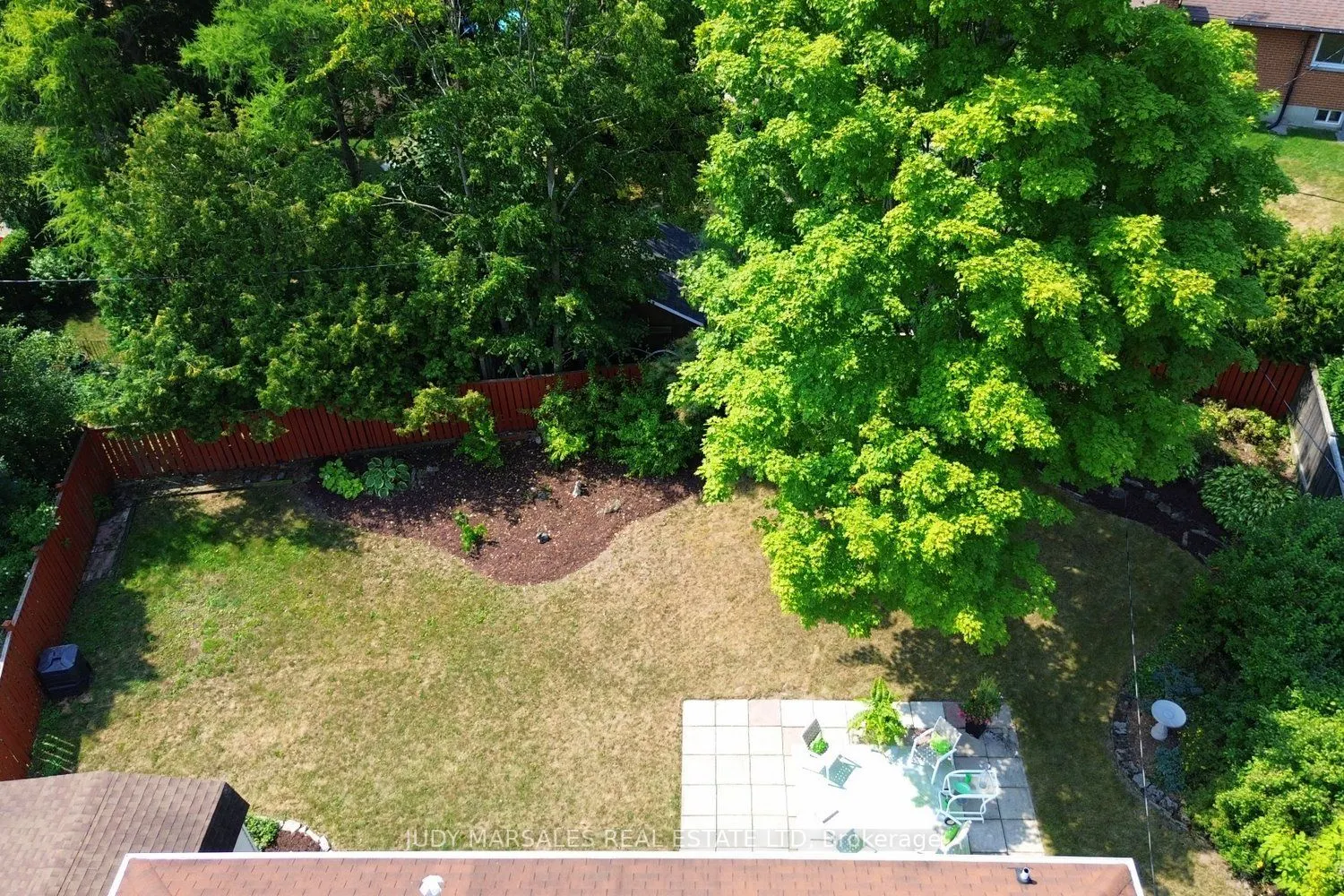 14 Hilltop Place