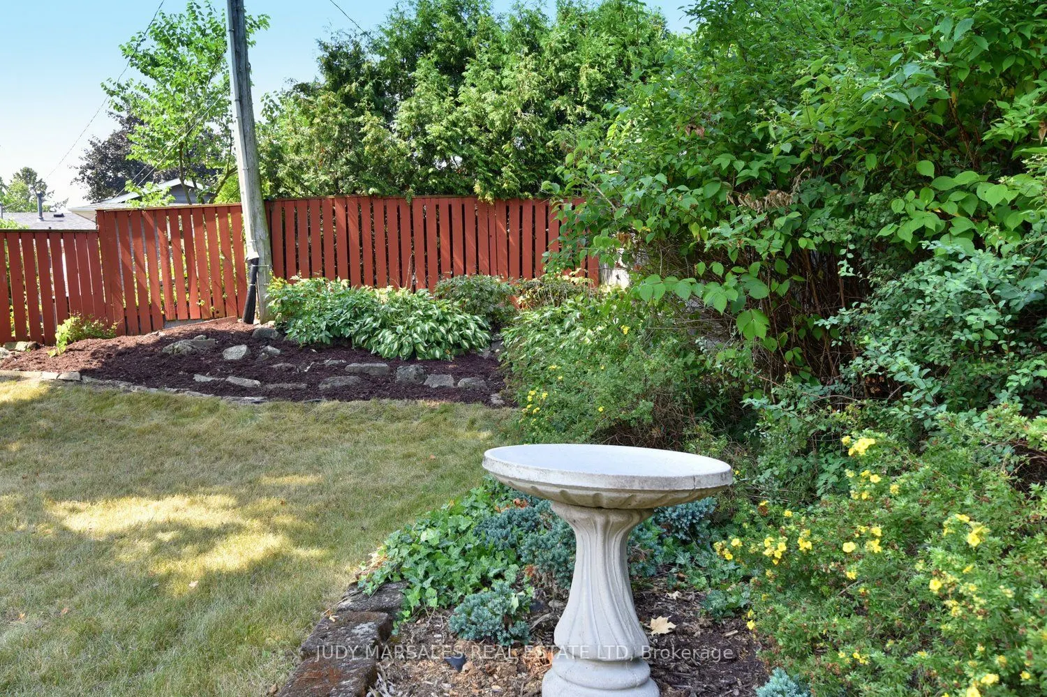 14 Hilltop Place