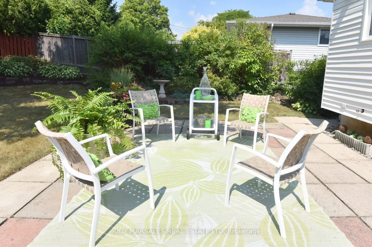 14 Hilltop Place