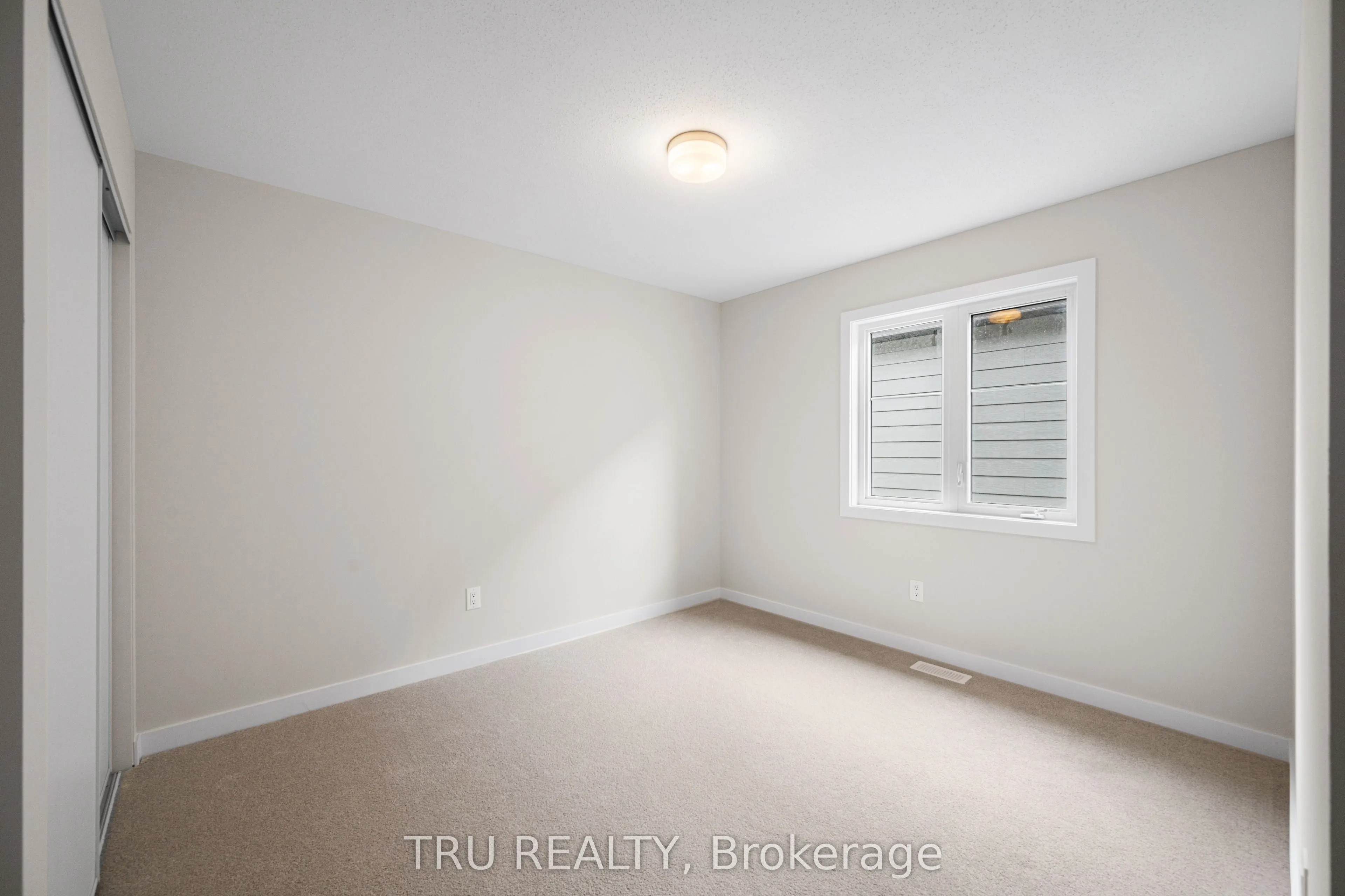 947 Seagrave Lane