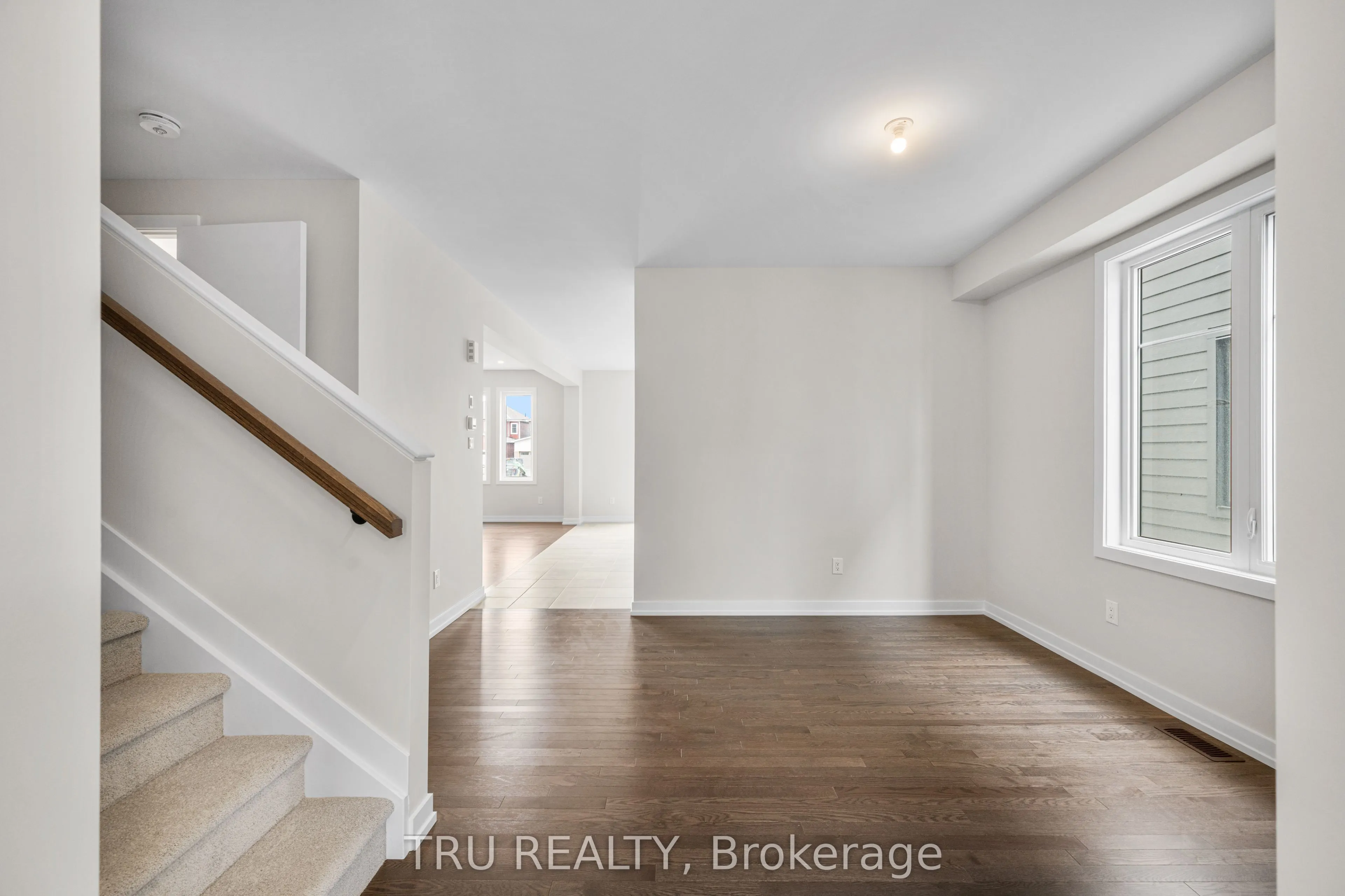 947 Seagrave Lane
