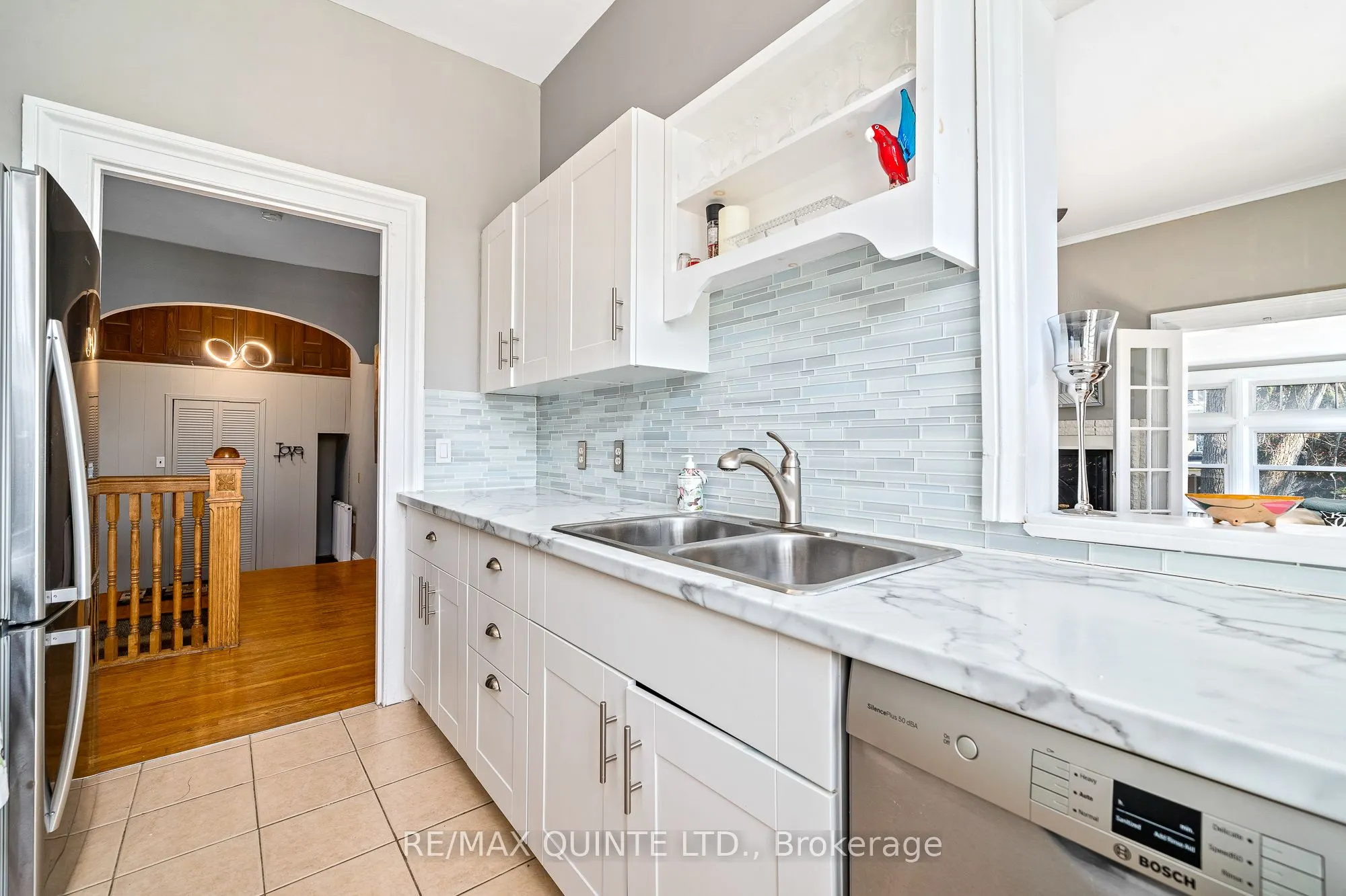 156 Bridge Street E