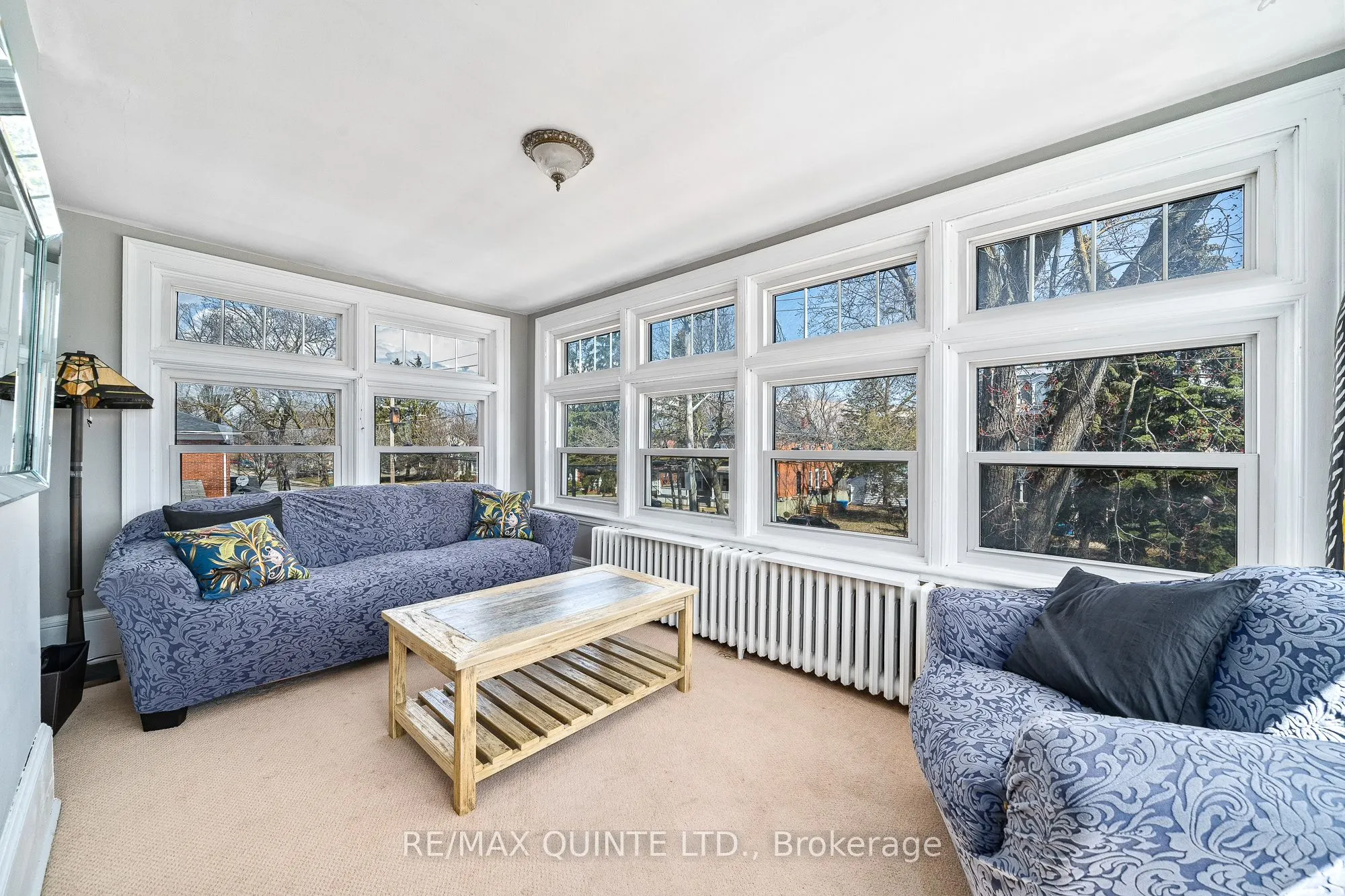 156 Bridge Street E