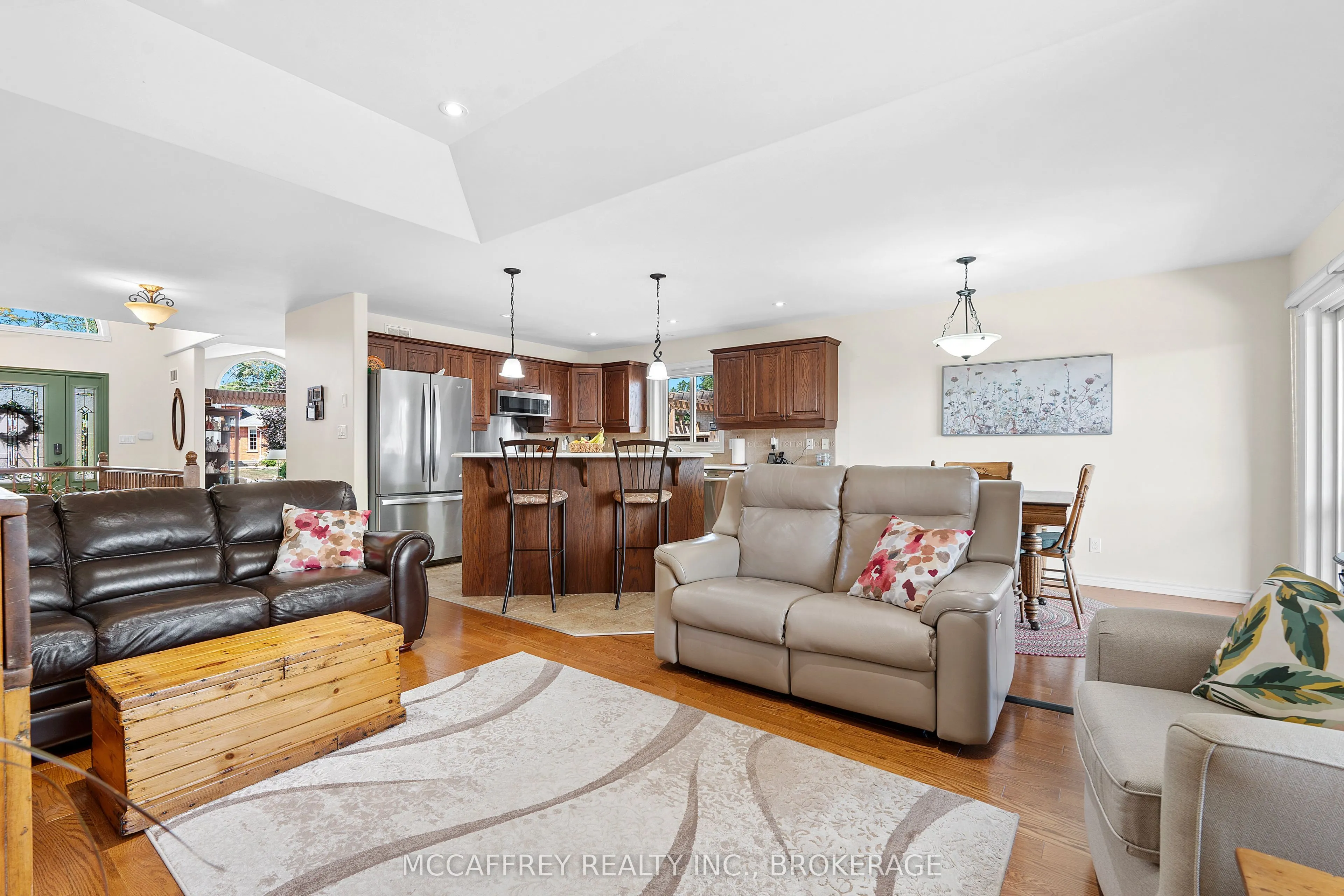 27 Ashwood Crescent