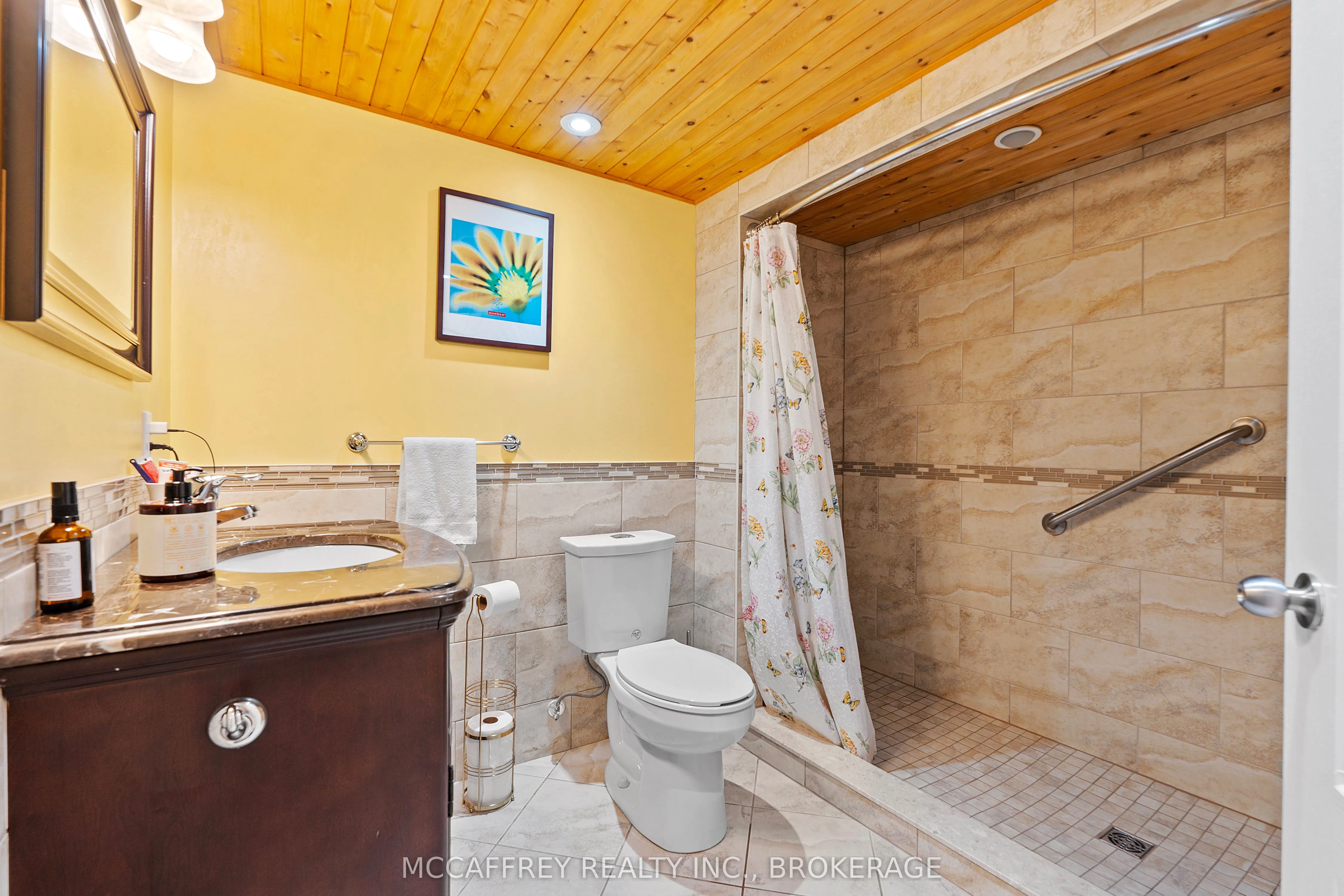 27 Ashwood Crescent