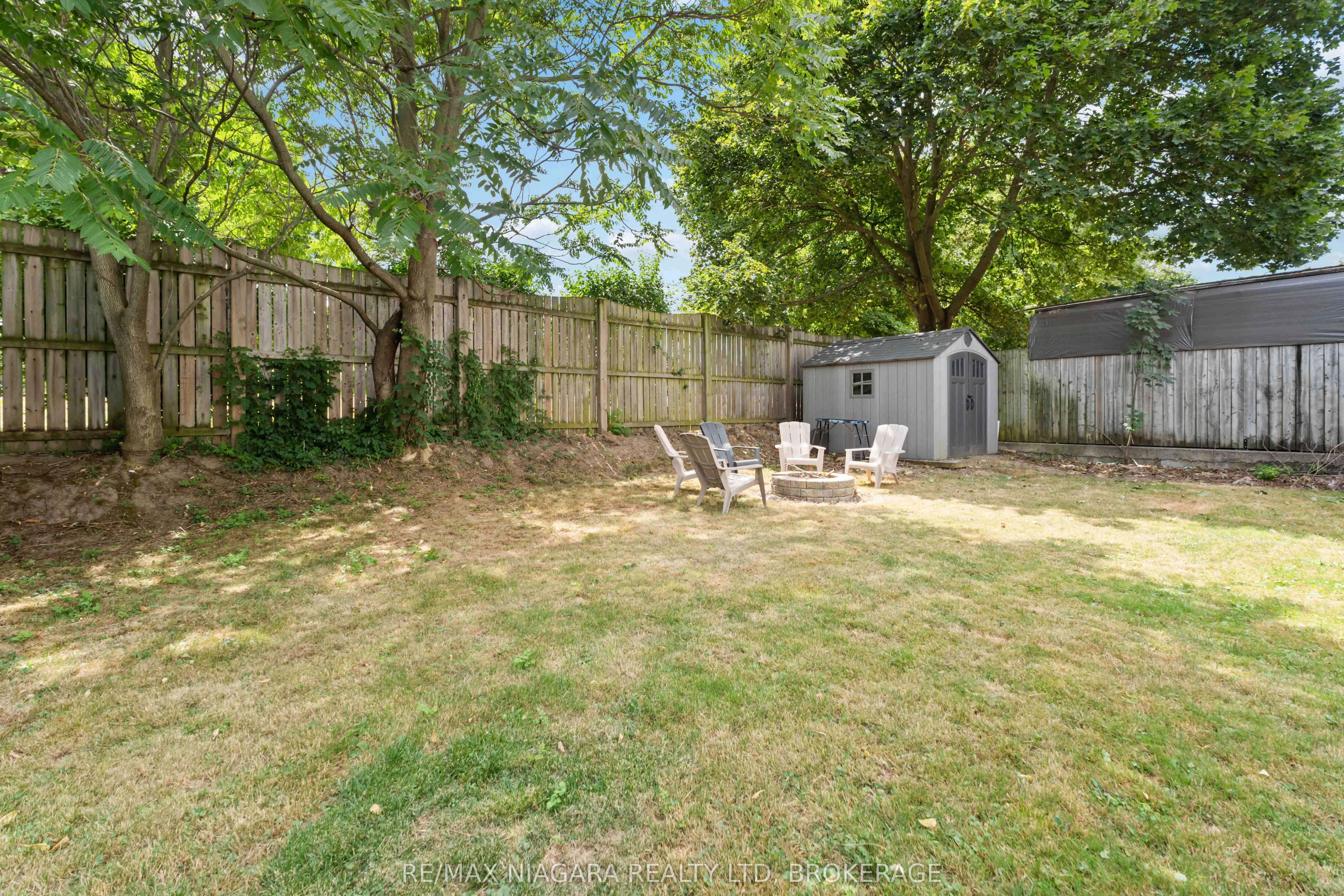 15 Conlon Crescent