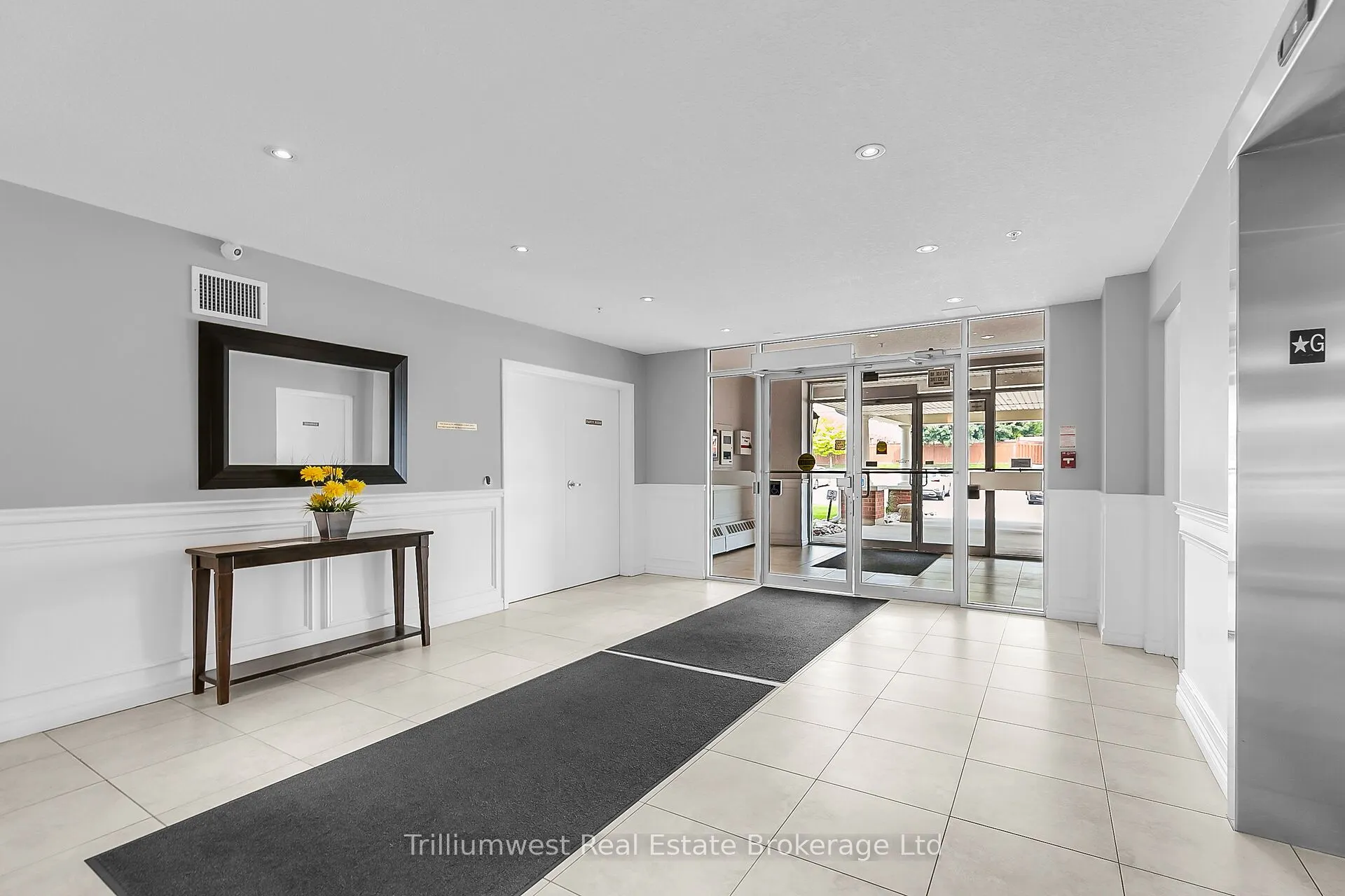 415 Grange Road, #310