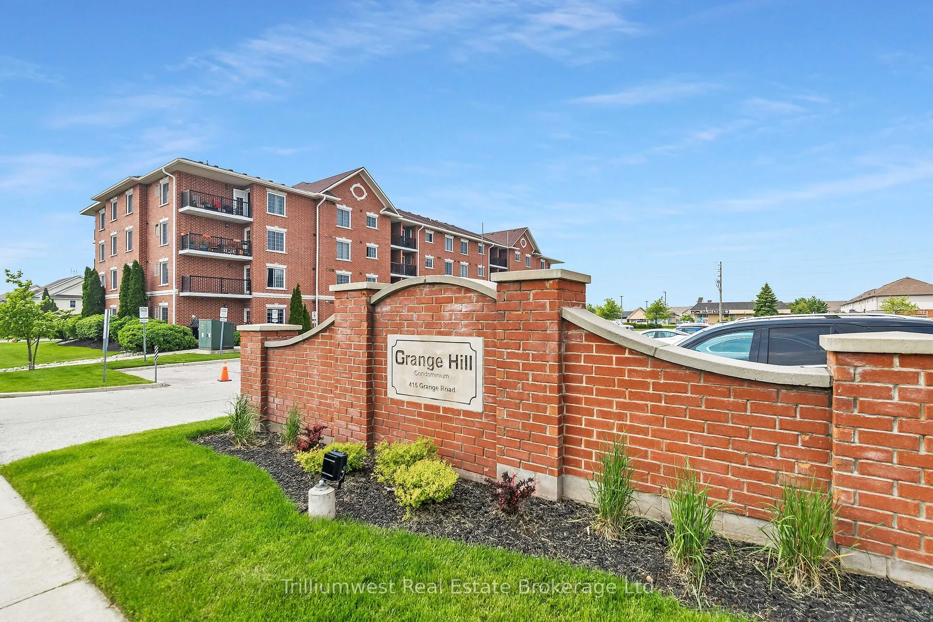 415 Grange Road, #310