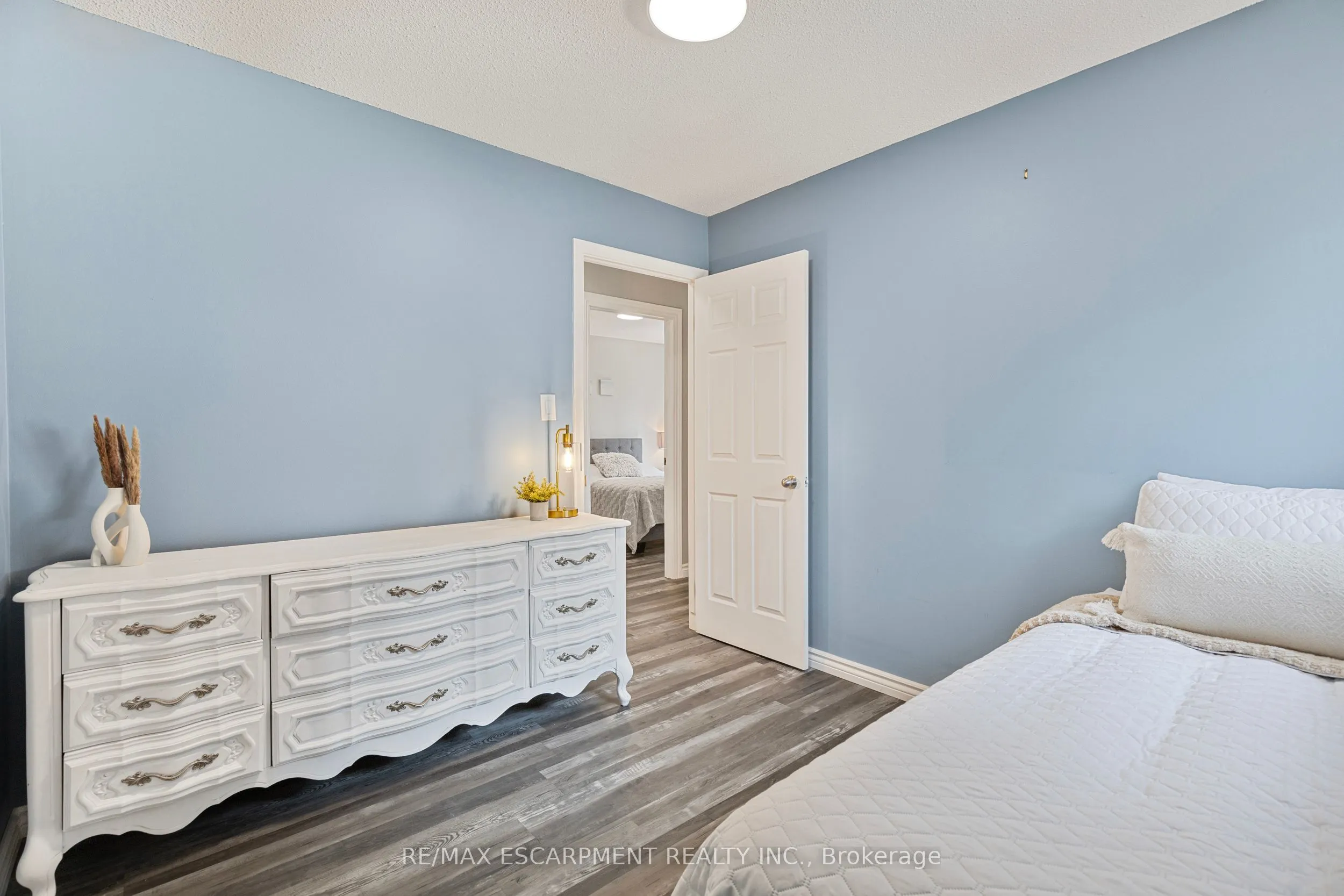 37 Glenvale Drive