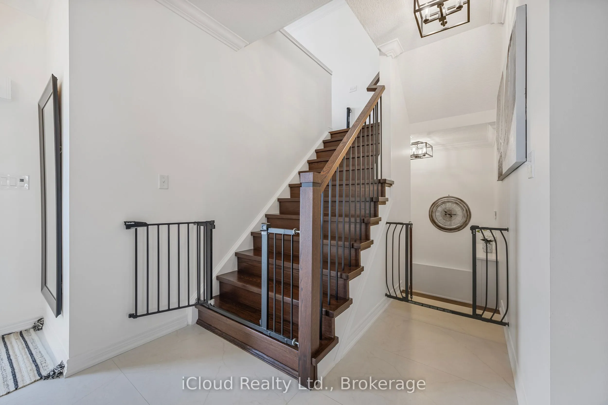 121 Green Gate Boulevard