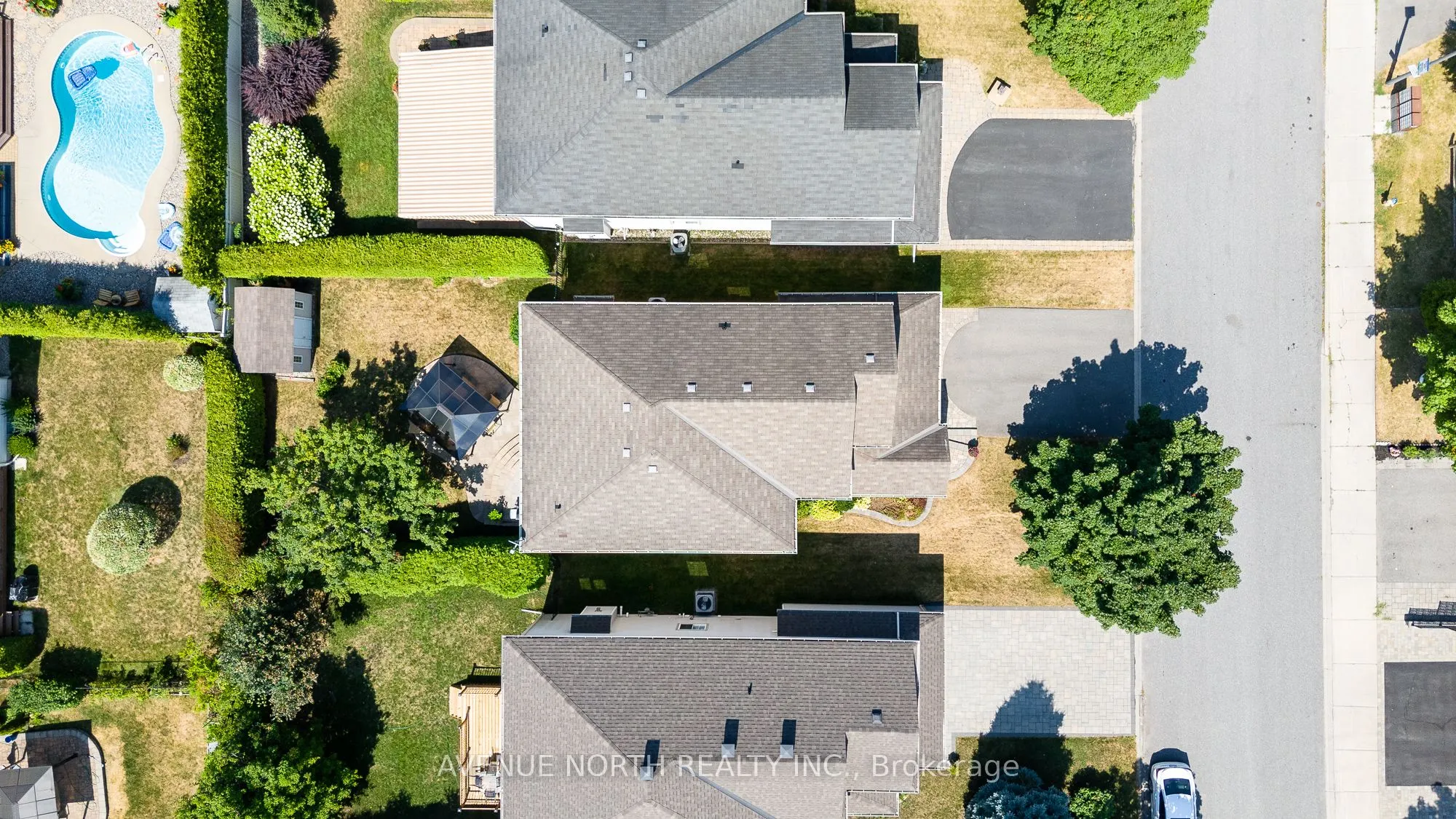 7 Calderwood Way