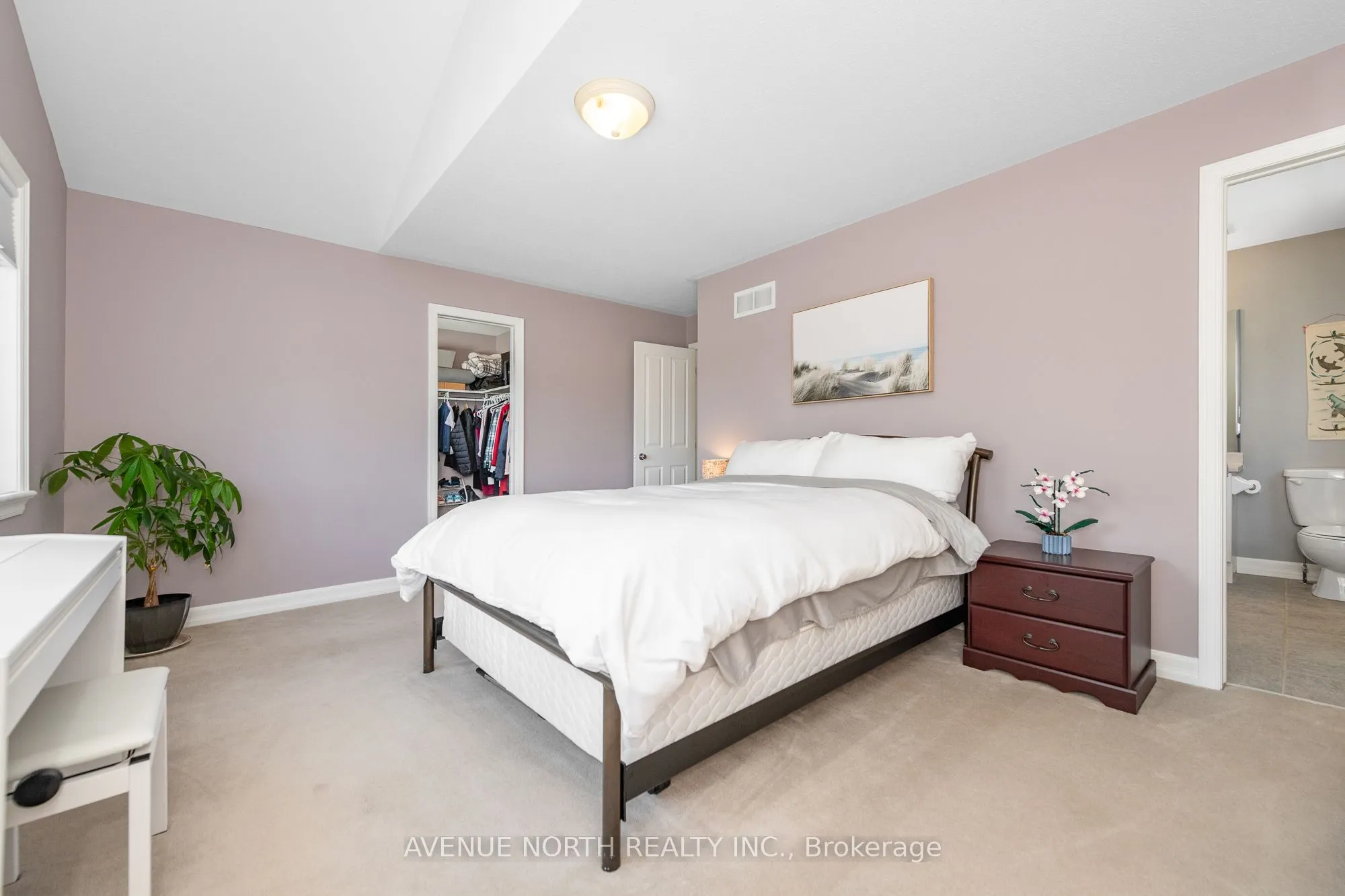 7 Calderwood Way
