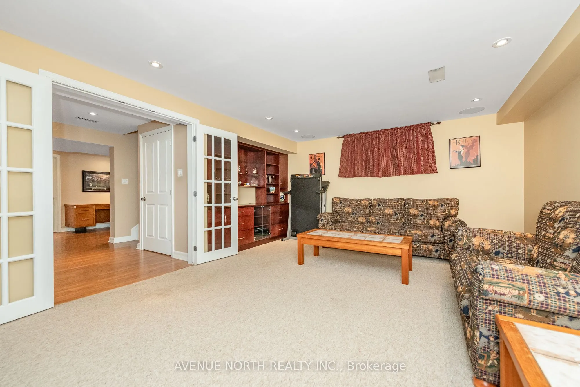7 Calderwood Way