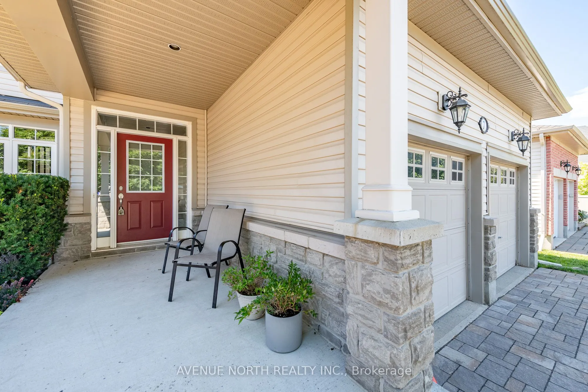 7 Calderwood Way