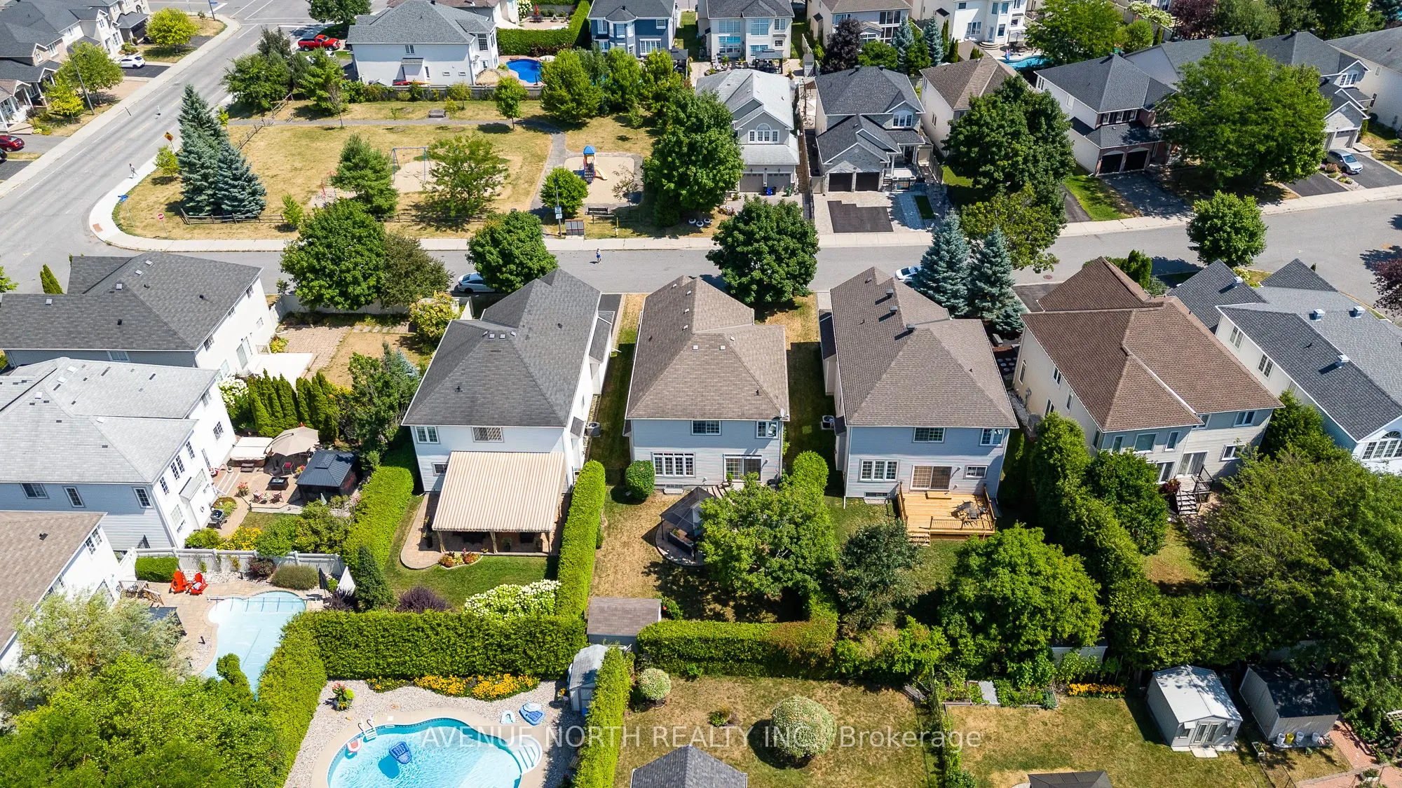 7 Calderwood Way