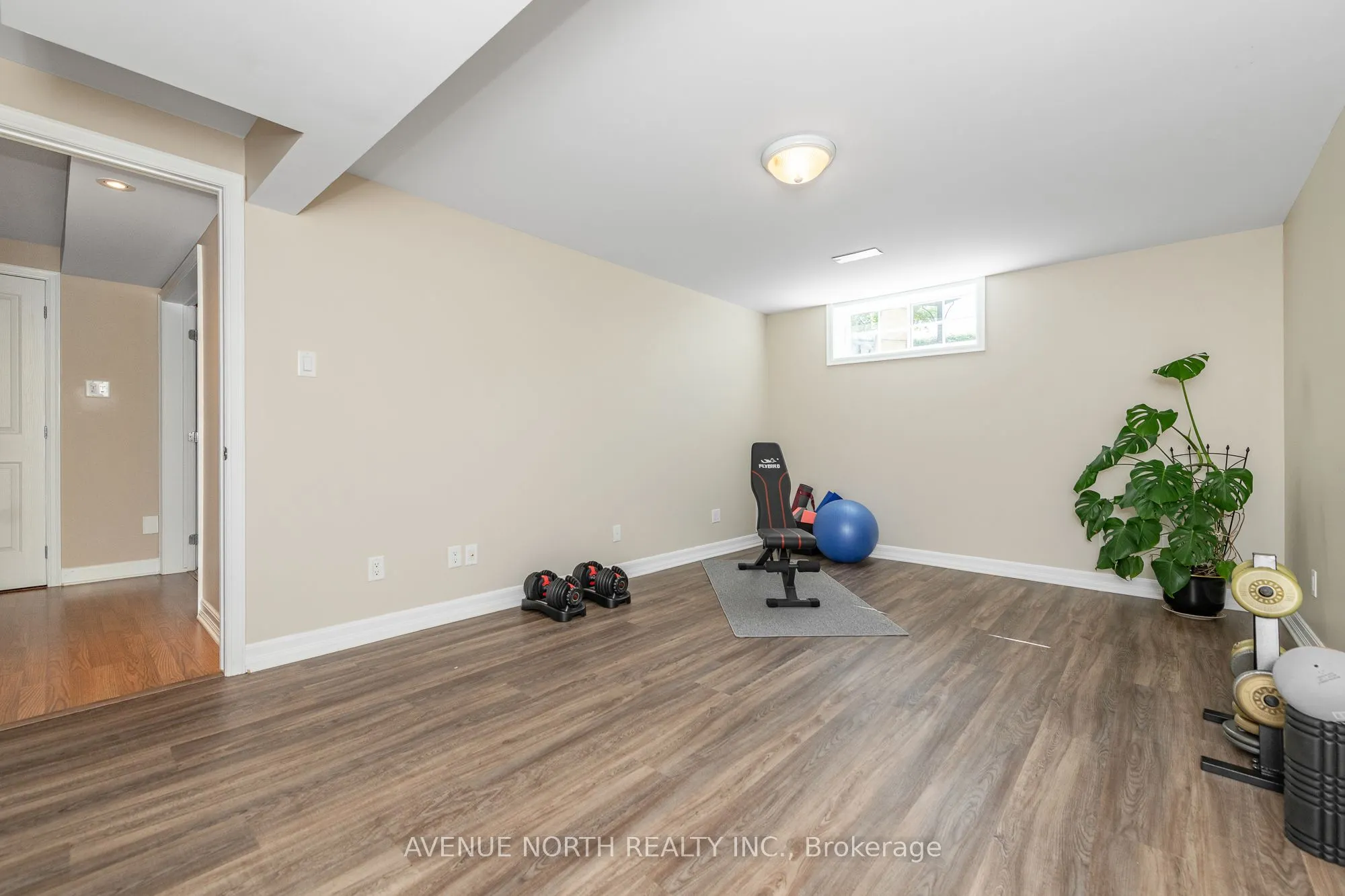 7 Calderwood Way