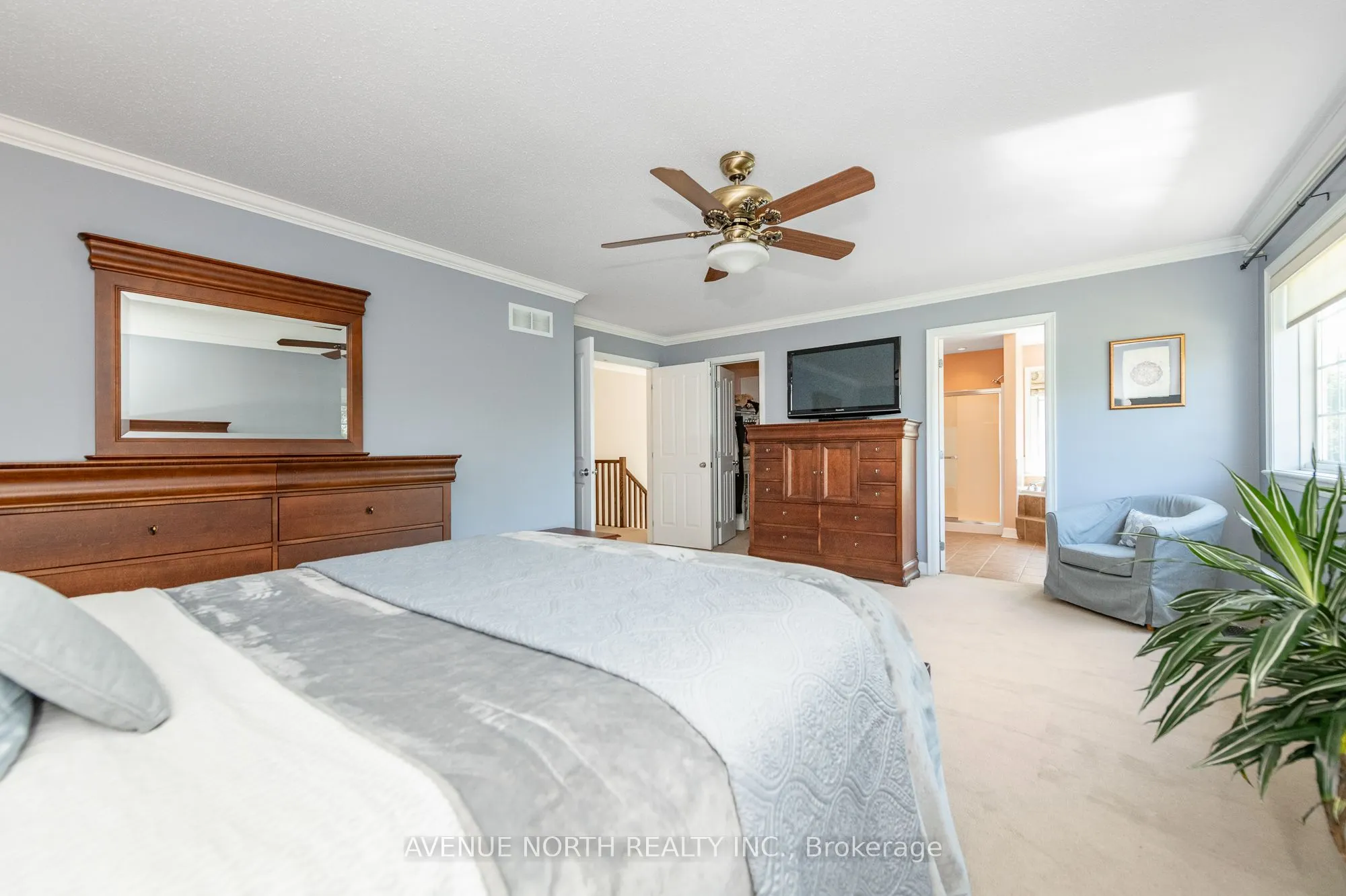 7 Calderwood Way
