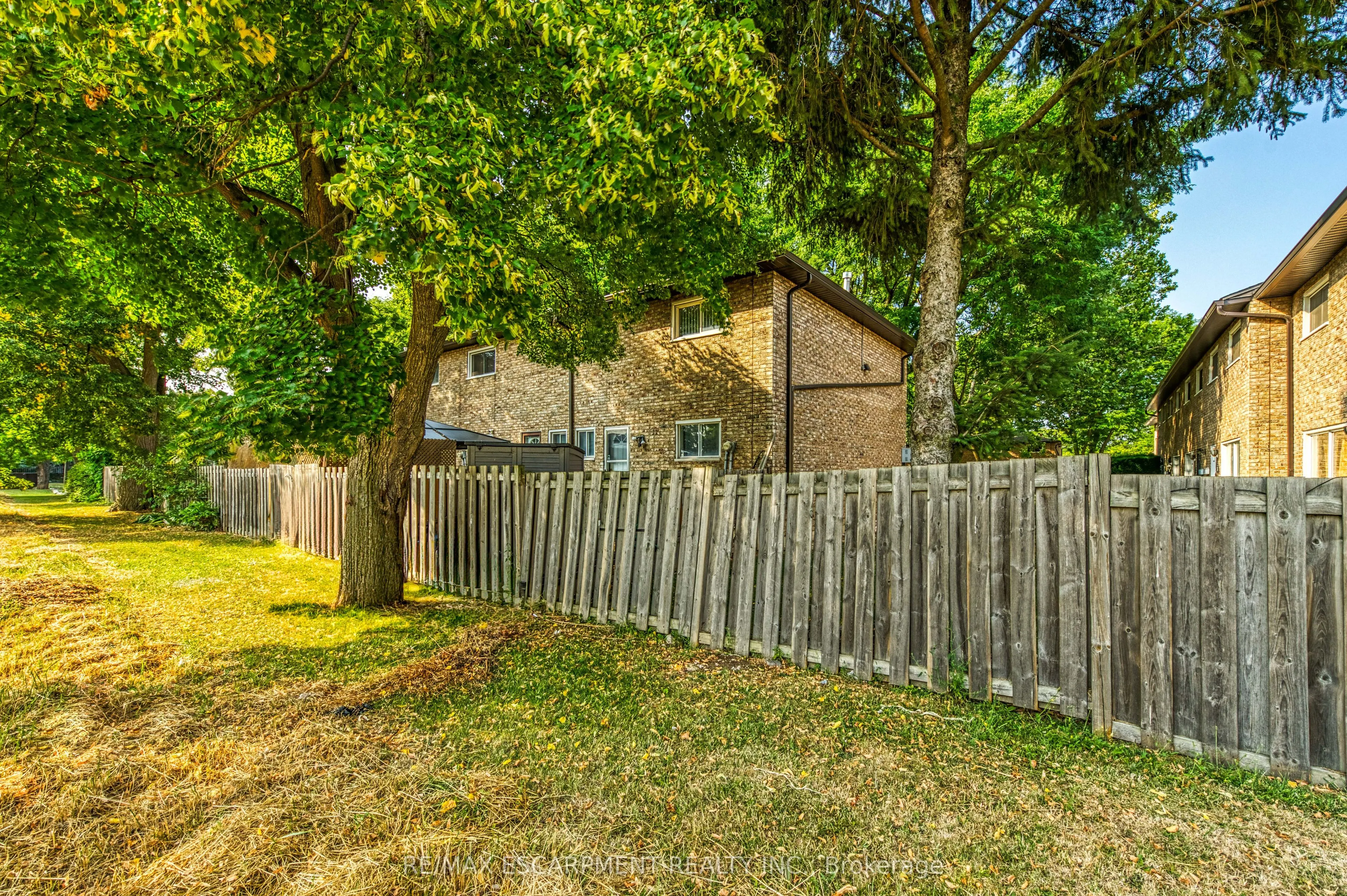 18 Riverdale Drive, #25