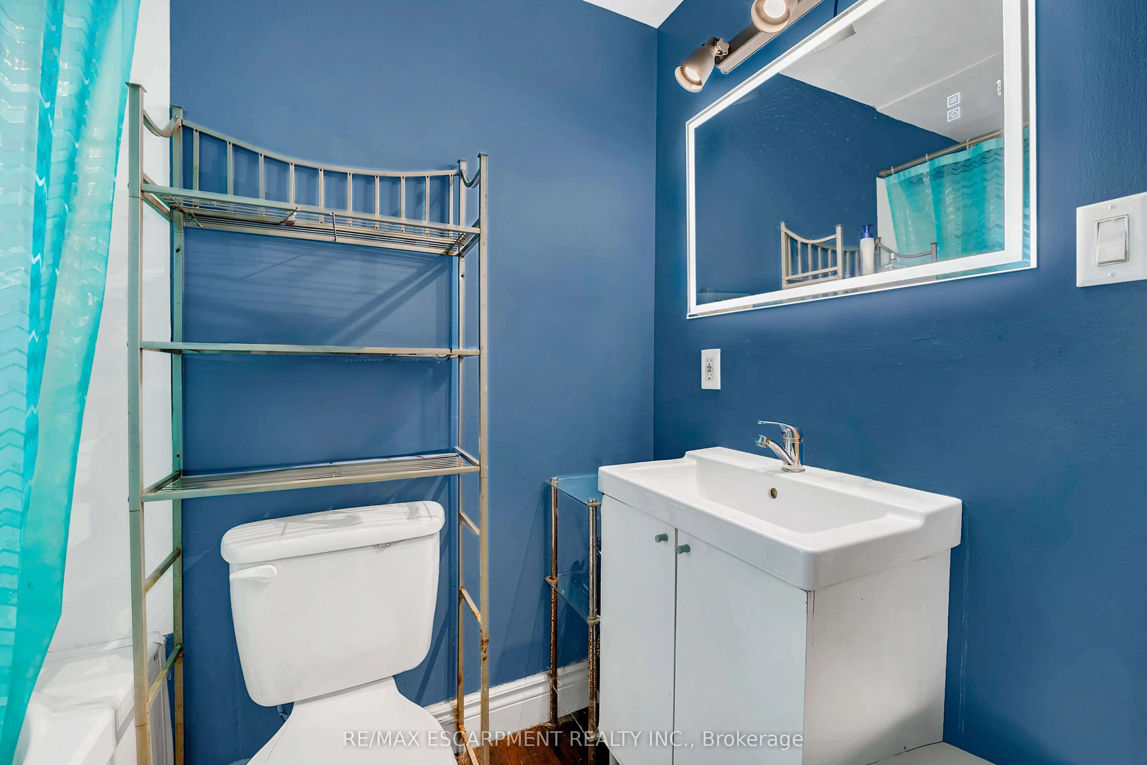 18 Riverdale Drive, #25