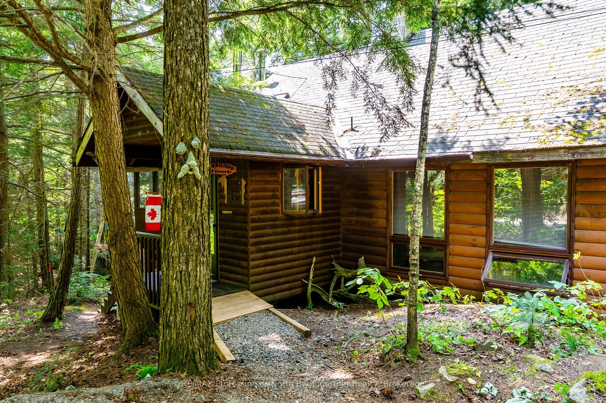 2772 Wilkinson Road