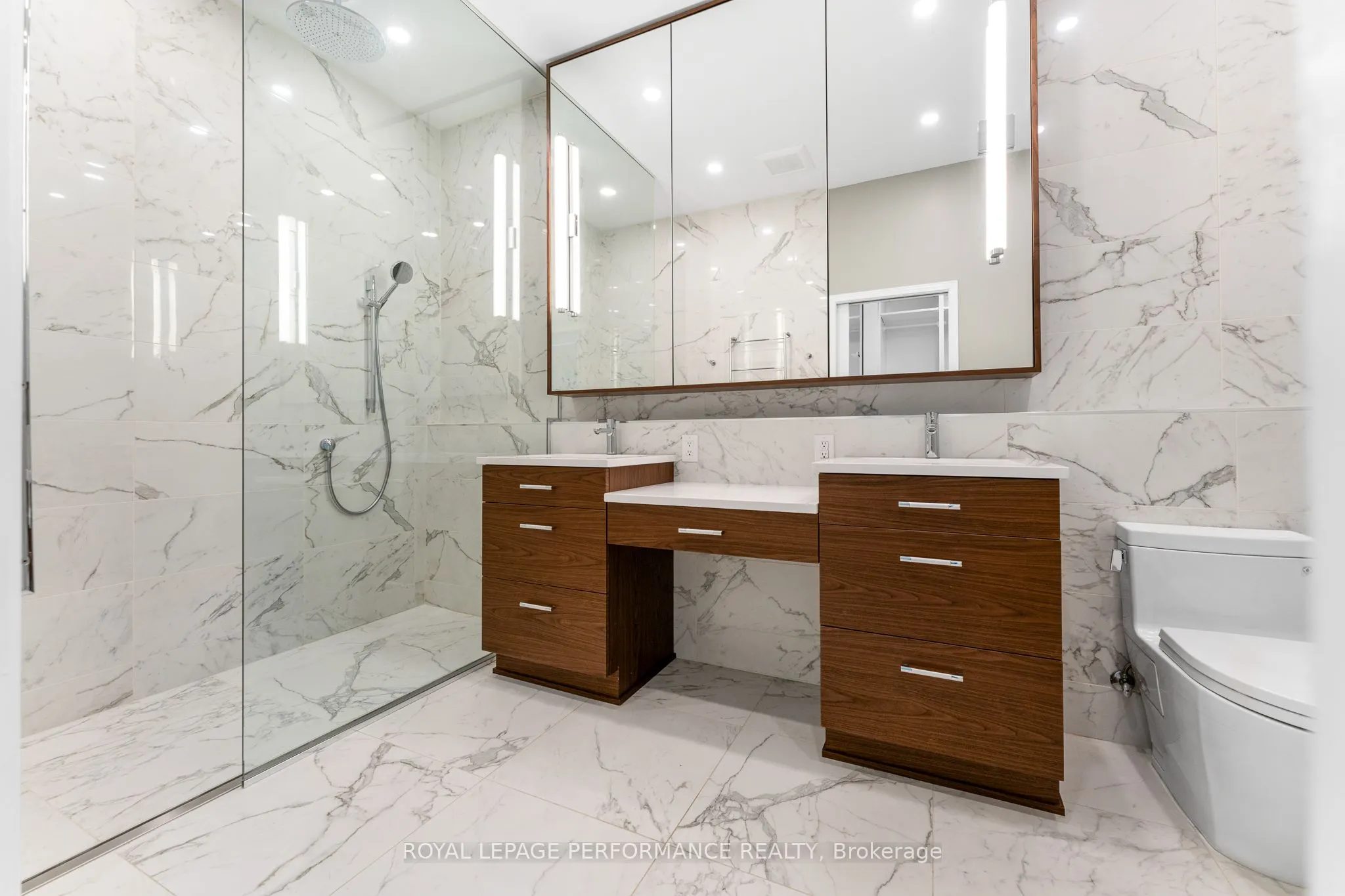 13 Waterford Way, #52