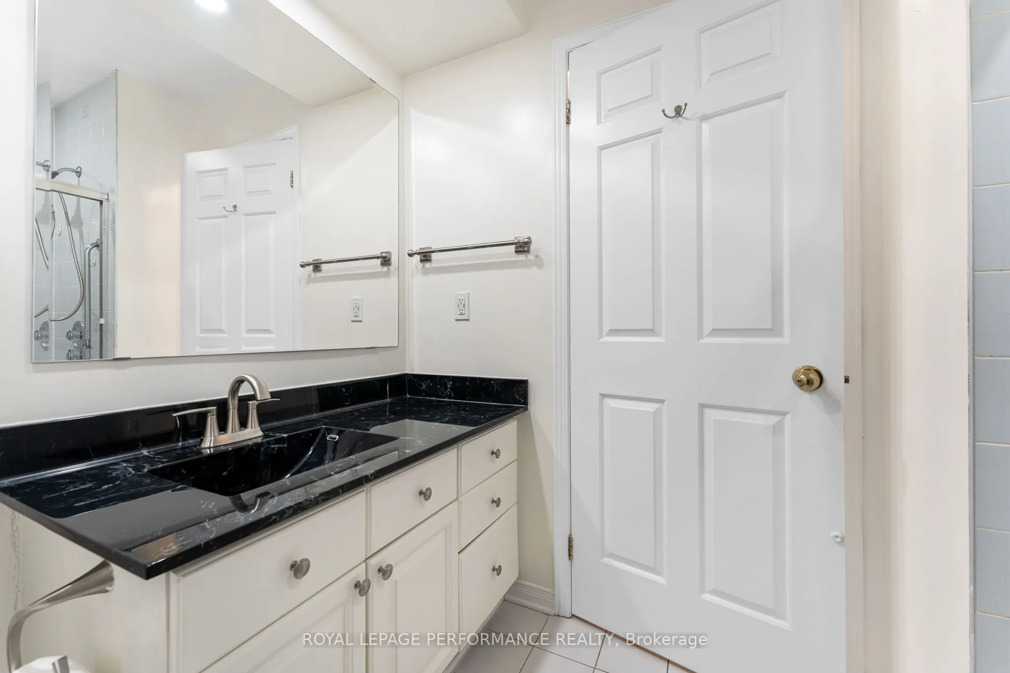 13 Waterford Way, #52