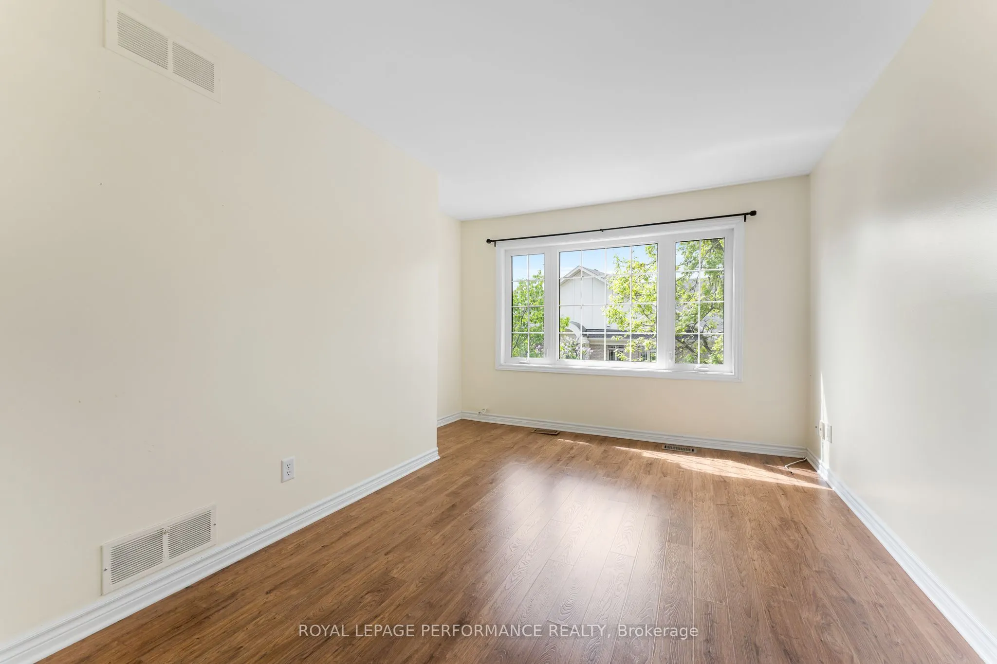 13 Waterford Way, #52