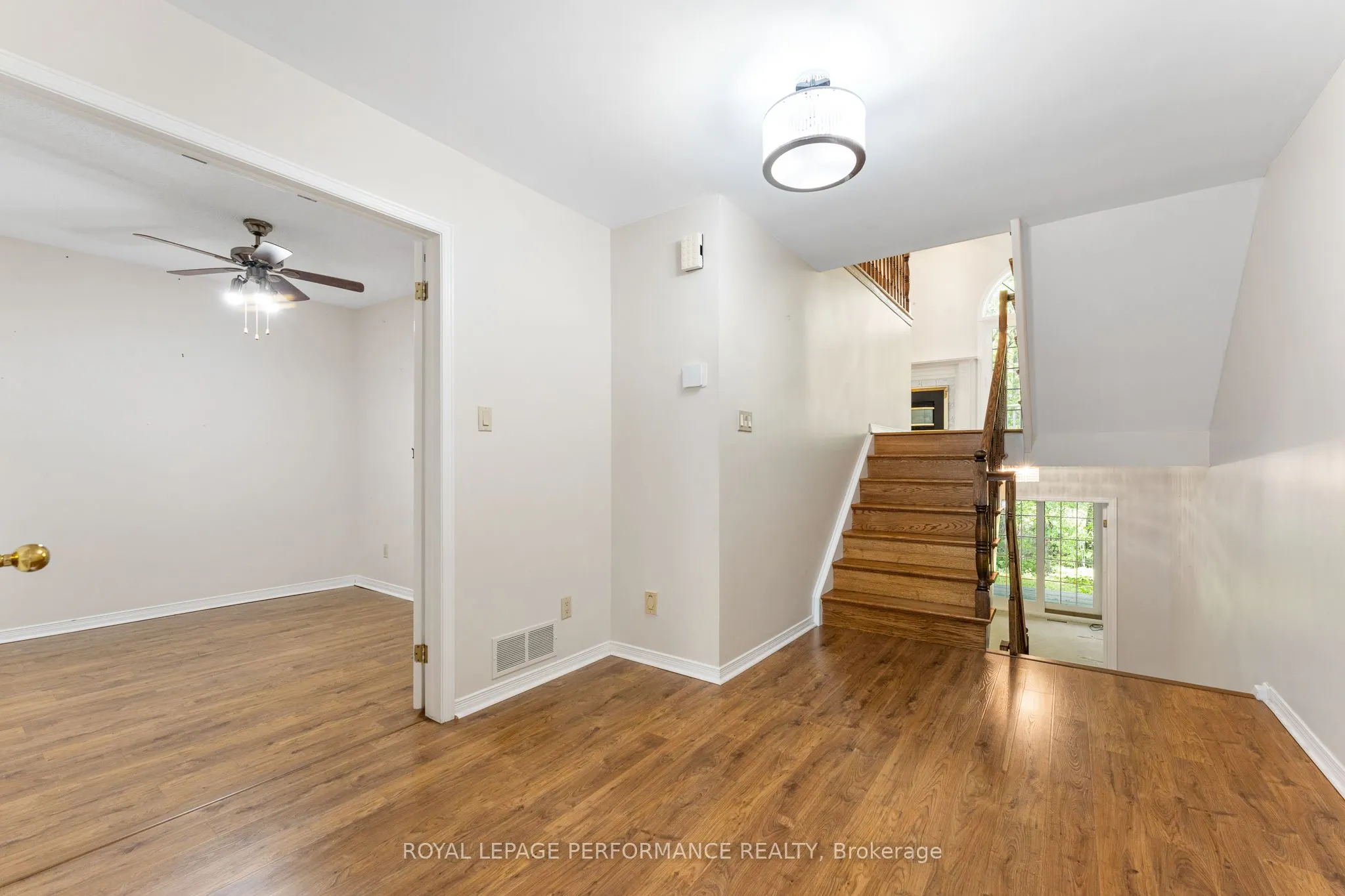 13 Waterford Way, #52