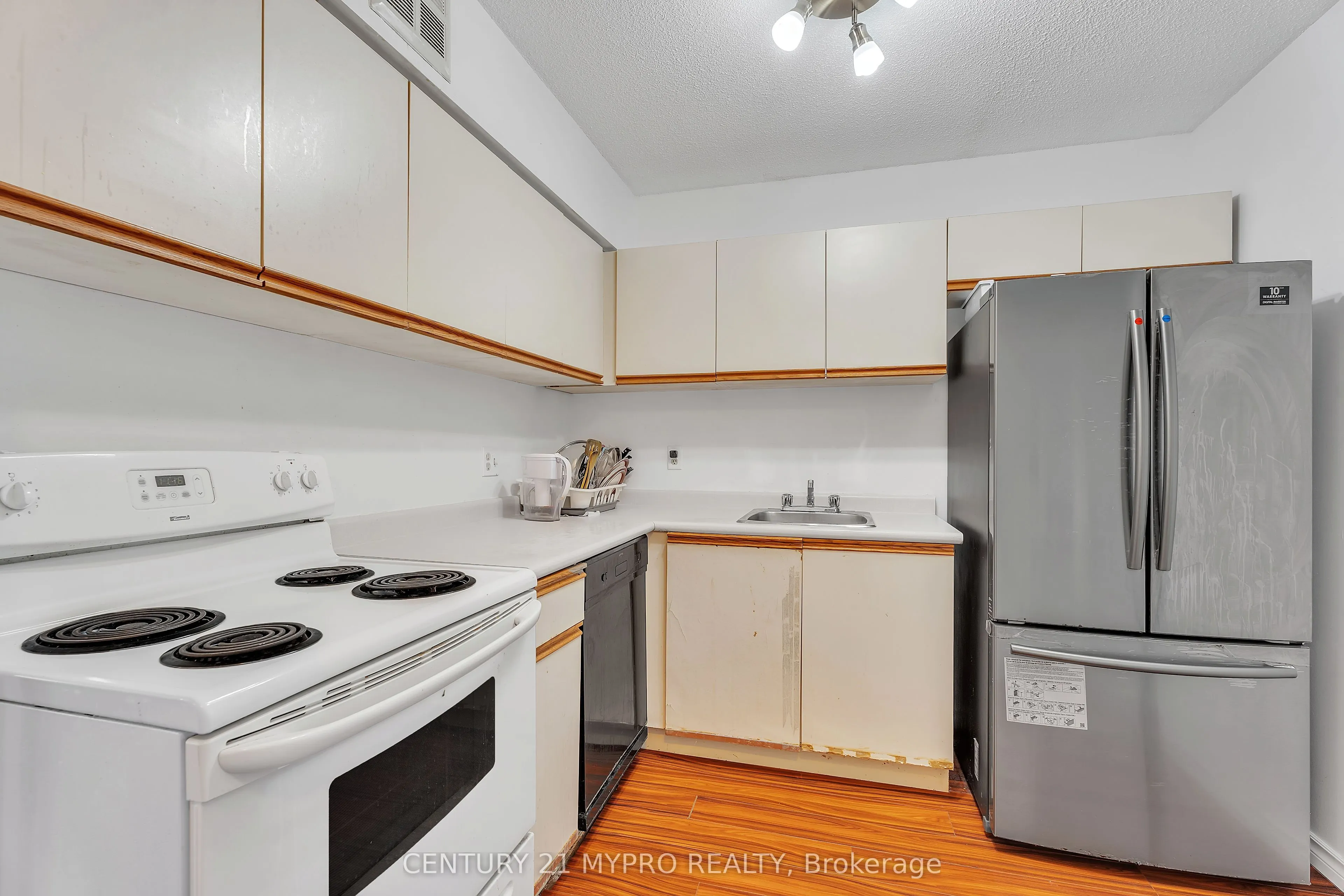 1 Jacksway Crescent, #410