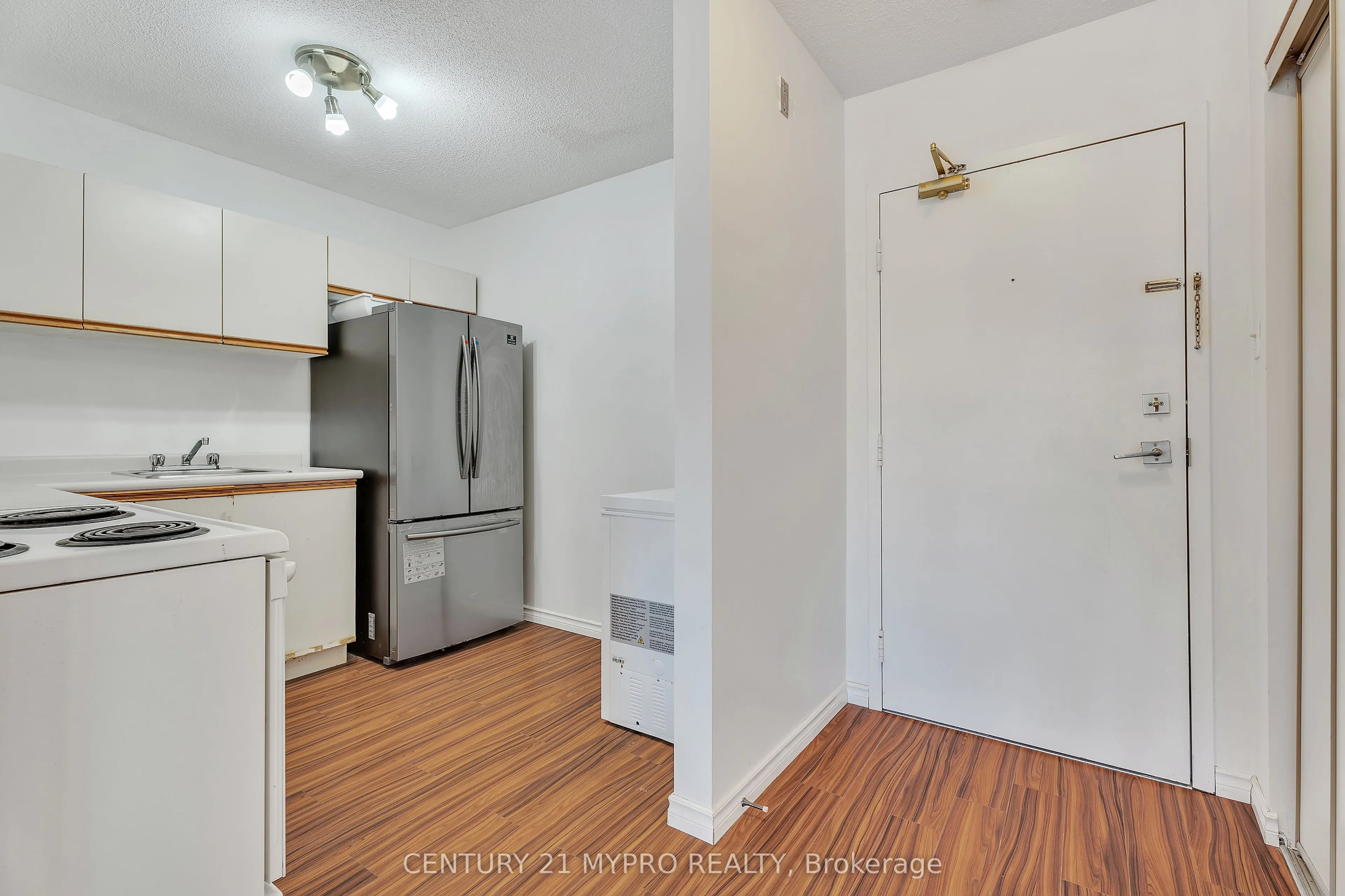 1 Jacksway Crescent, #410