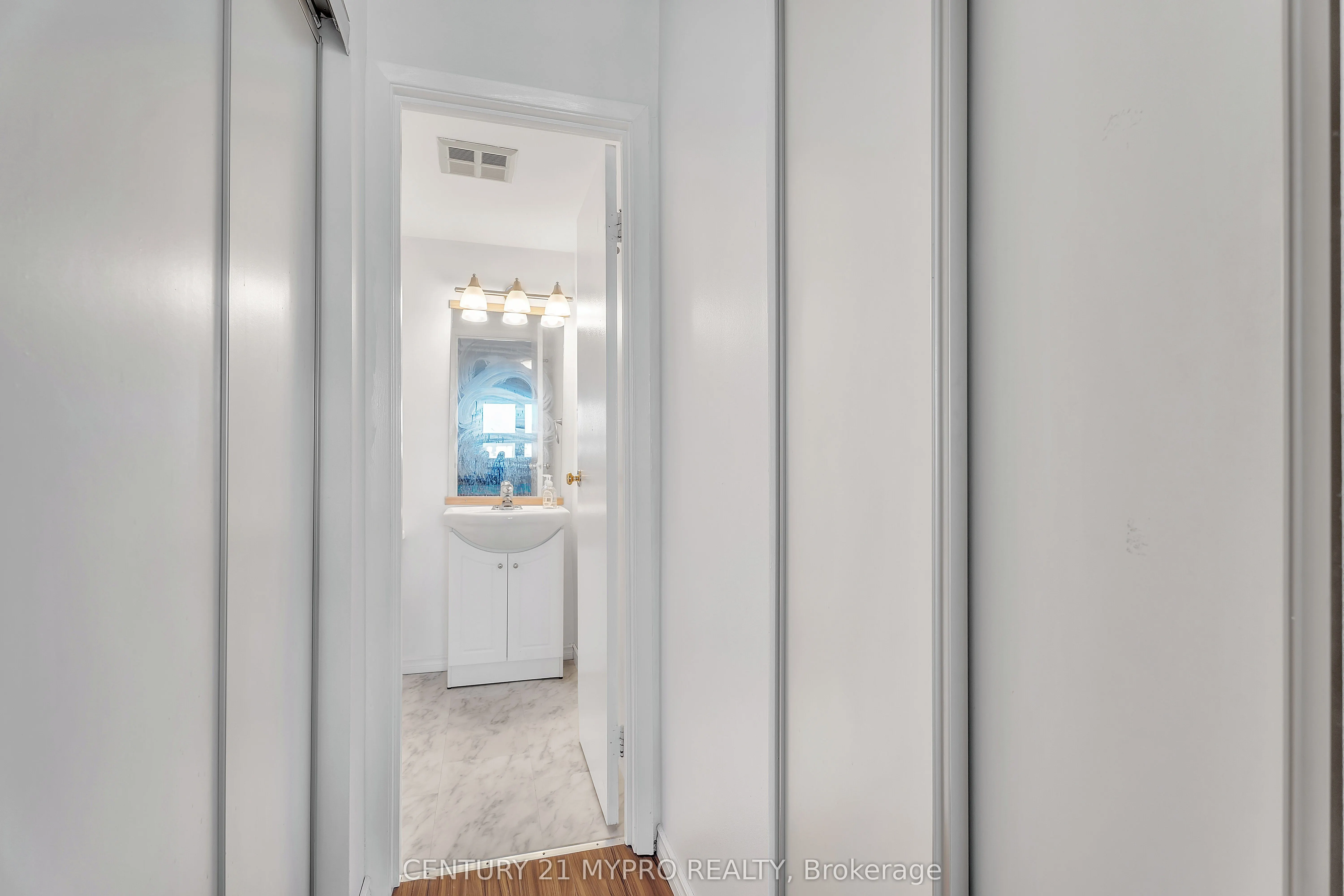 1 Jacksway Crescent, #410