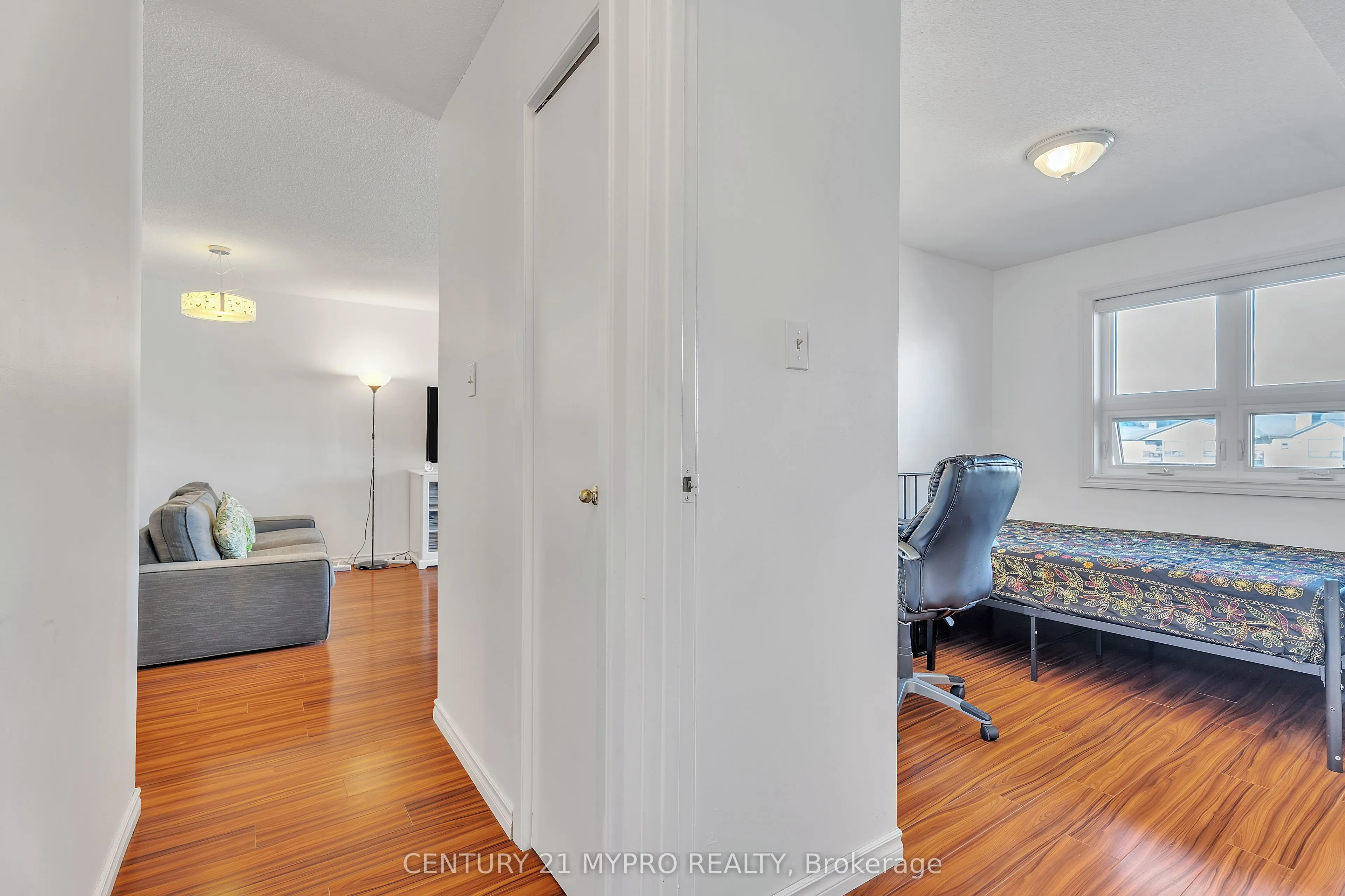 1 Jacksway Crescent, #410