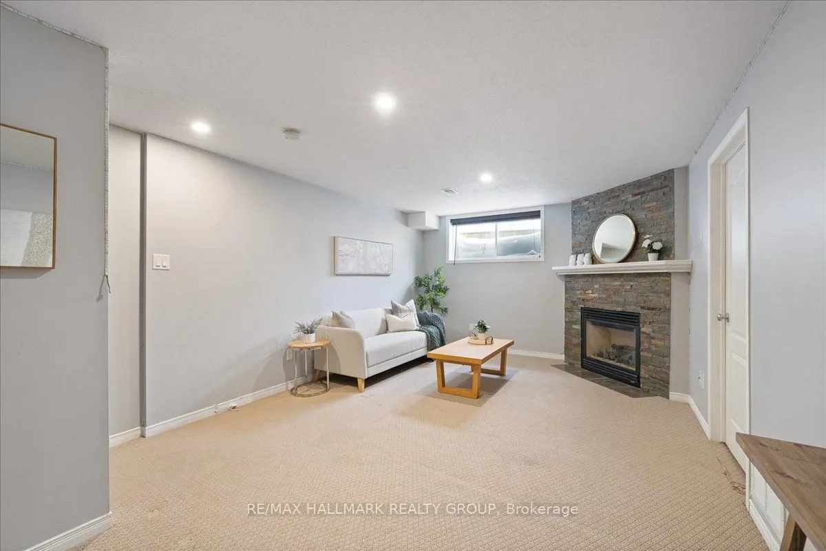 1780 Plainridge Crescent