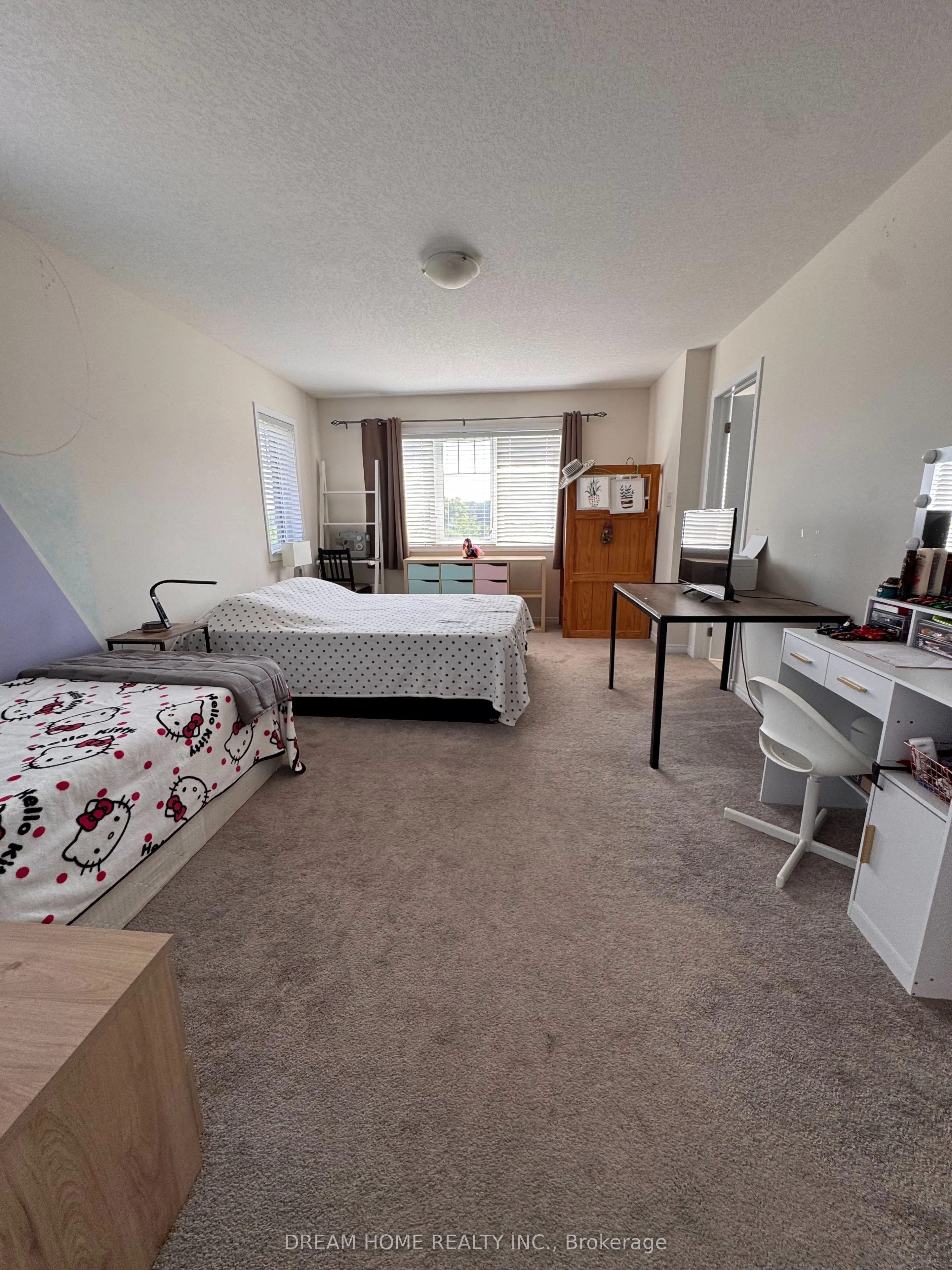 11 Allcroft Court