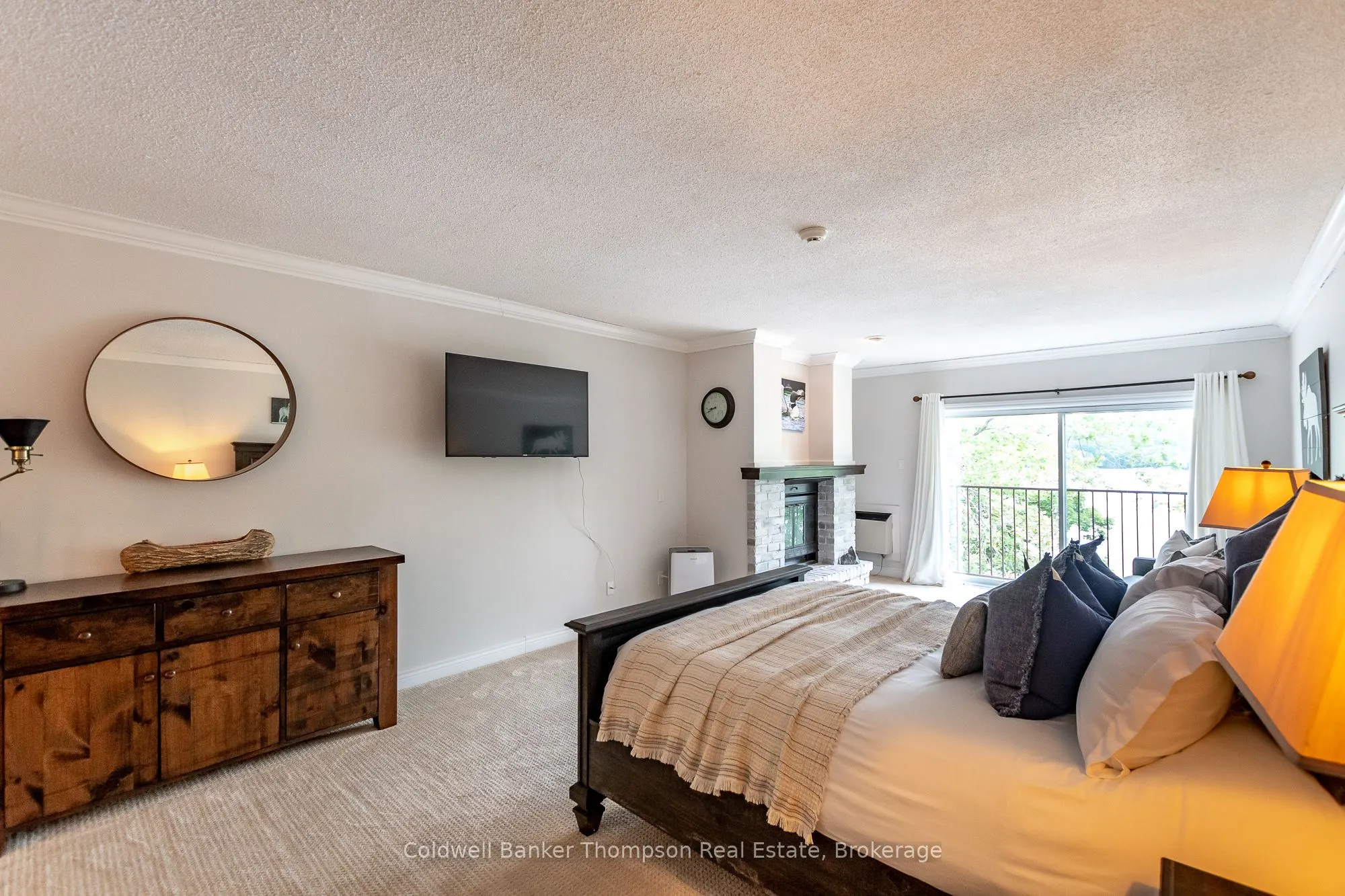 1 Deerhurst Bayshore Drive, #423