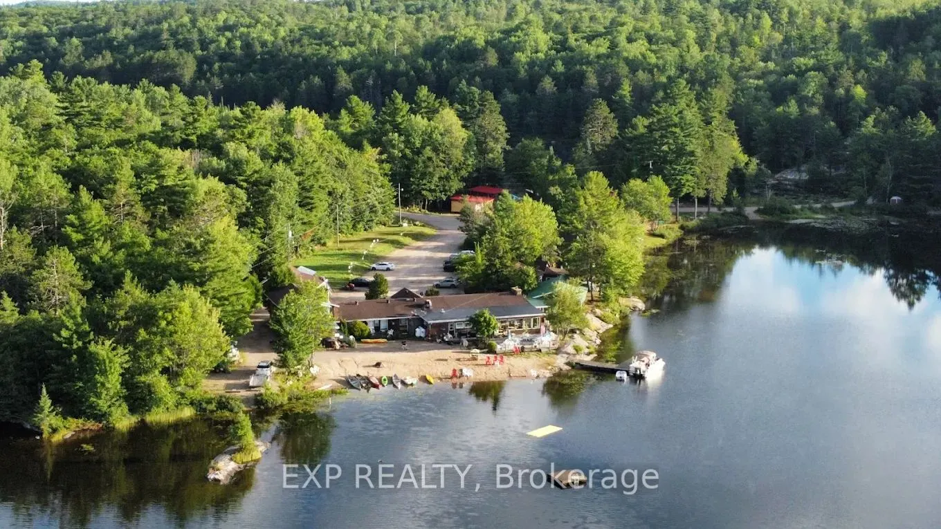 202 Spectacle Lake Road