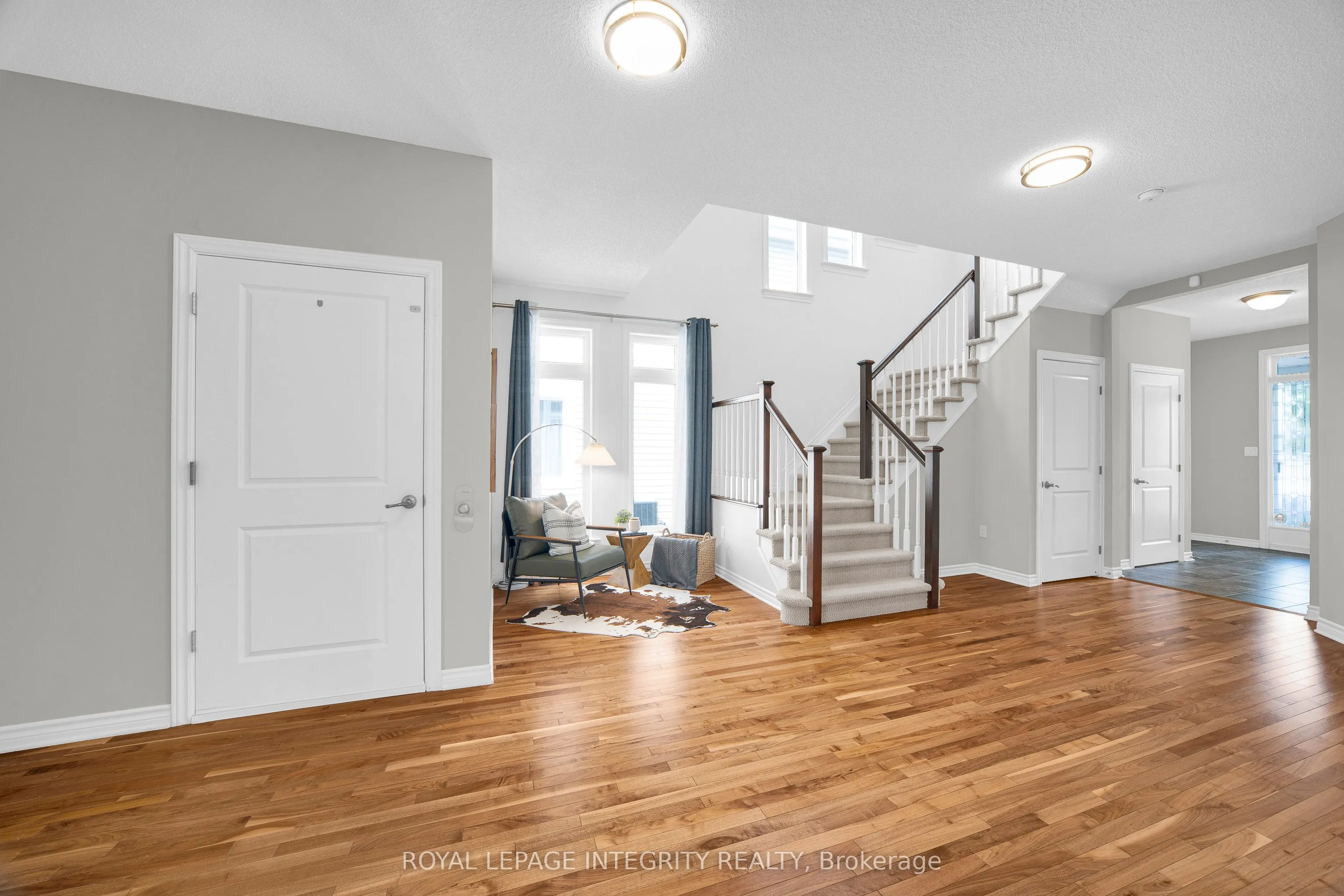 514 Carina Crescent