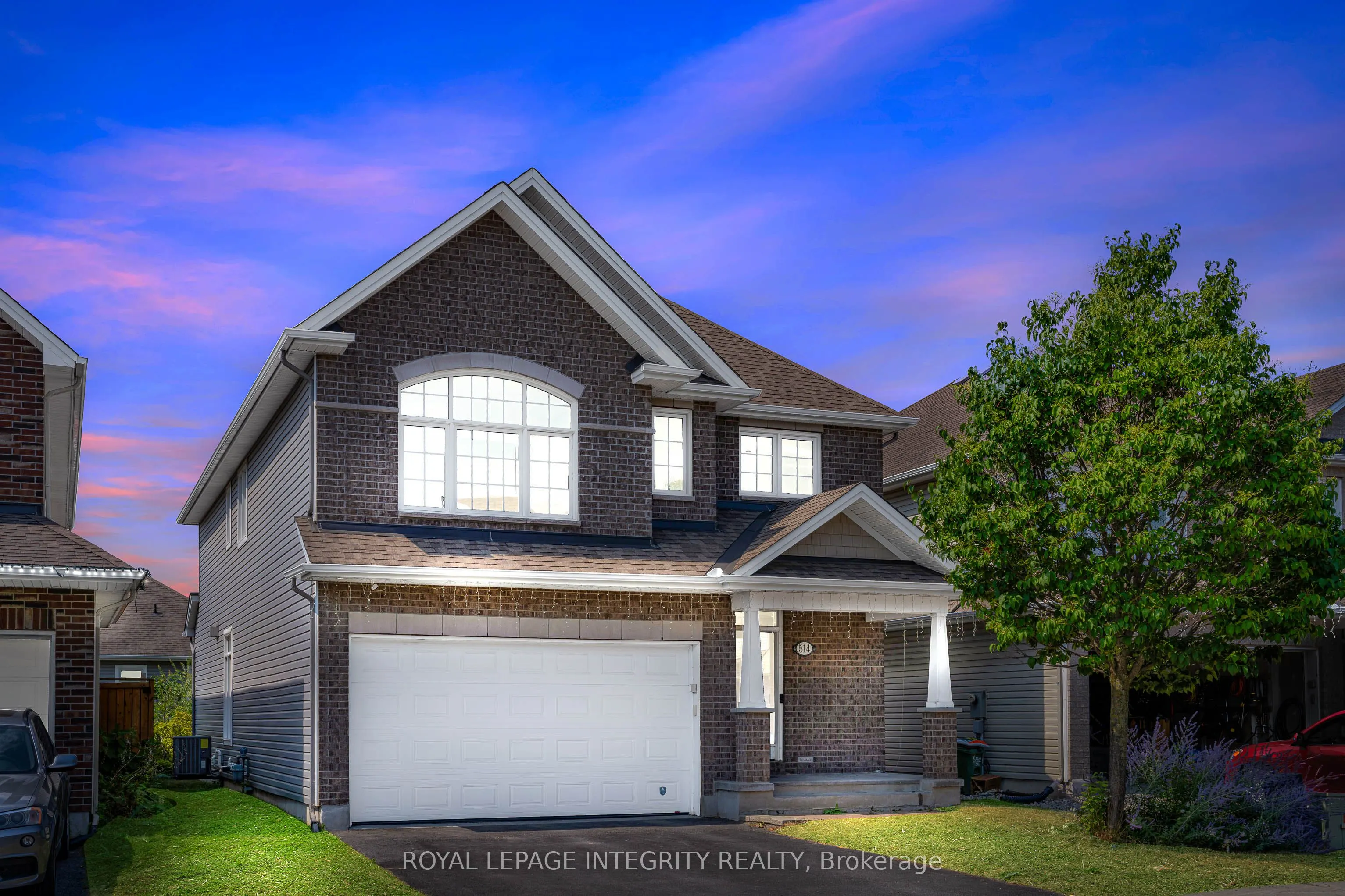 514 Carina Crescent