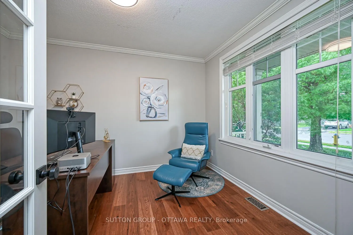 329 West Ridge Drive