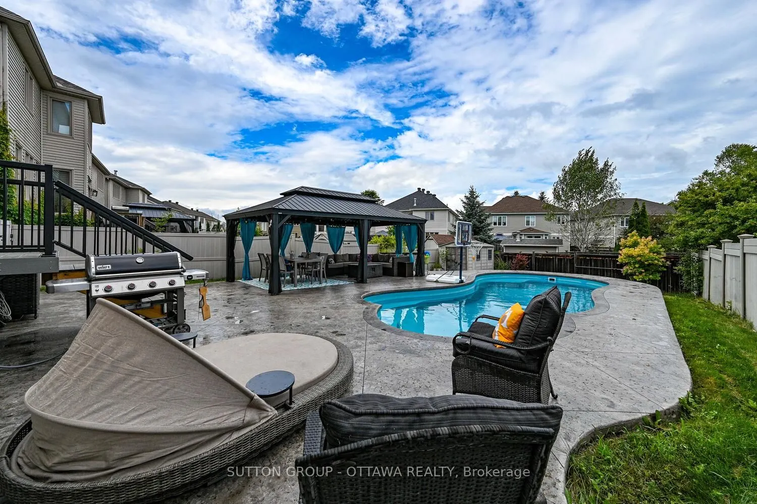 329 West Ridge Drive