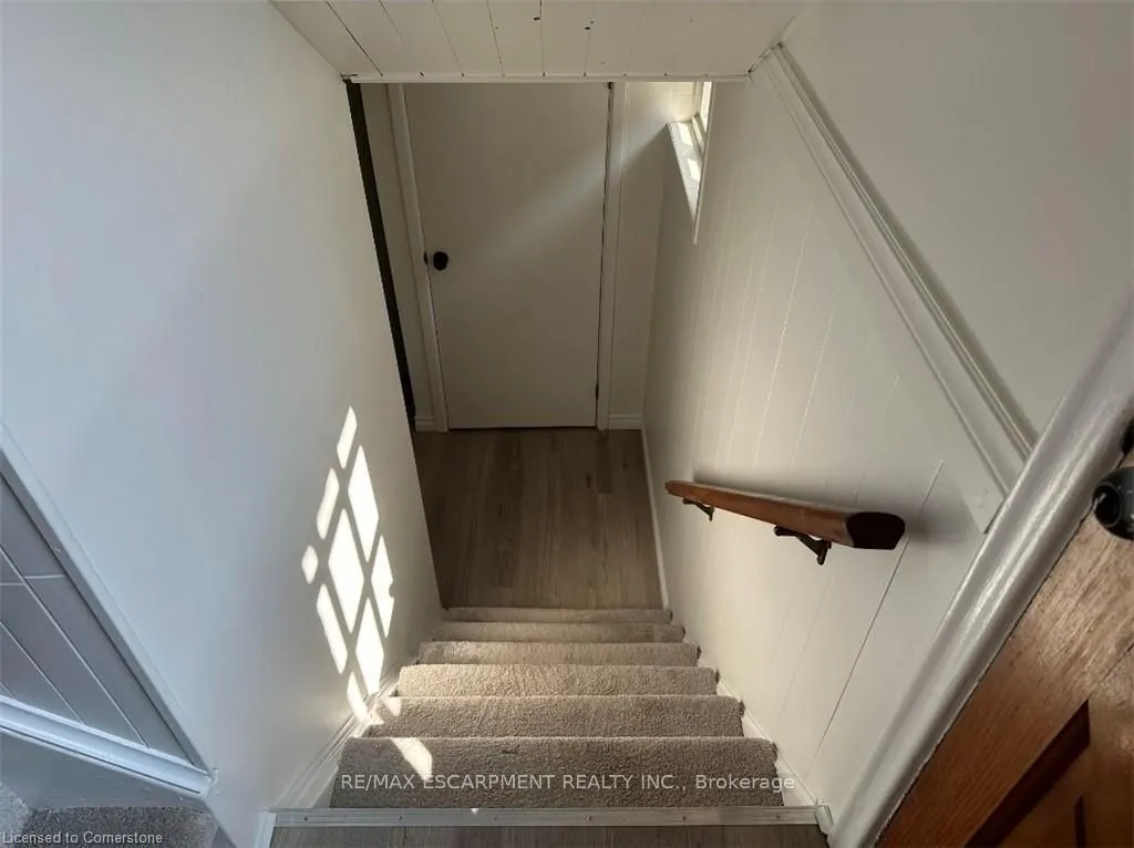 28 Ashland Avenue, #B