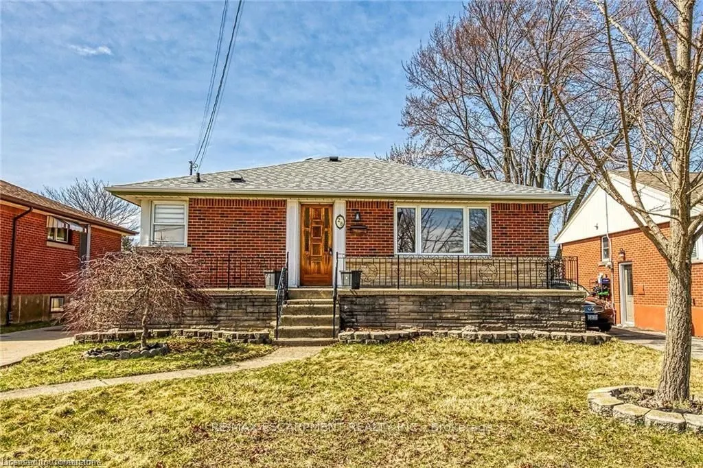 28 Ashland Avenue, #B