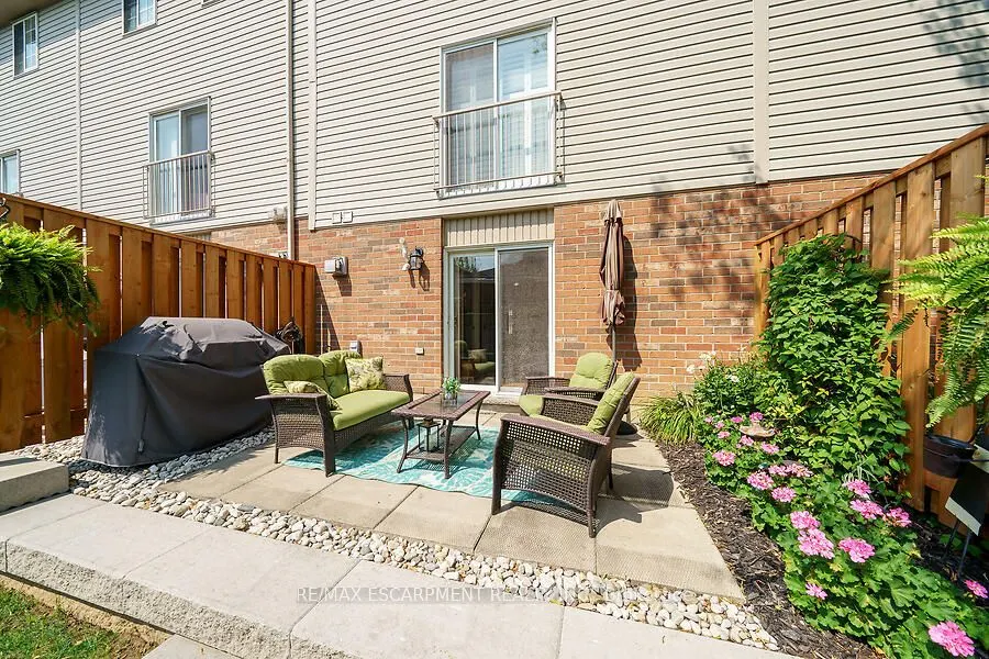 1336 UPPER SHERMAN Avenue, #20