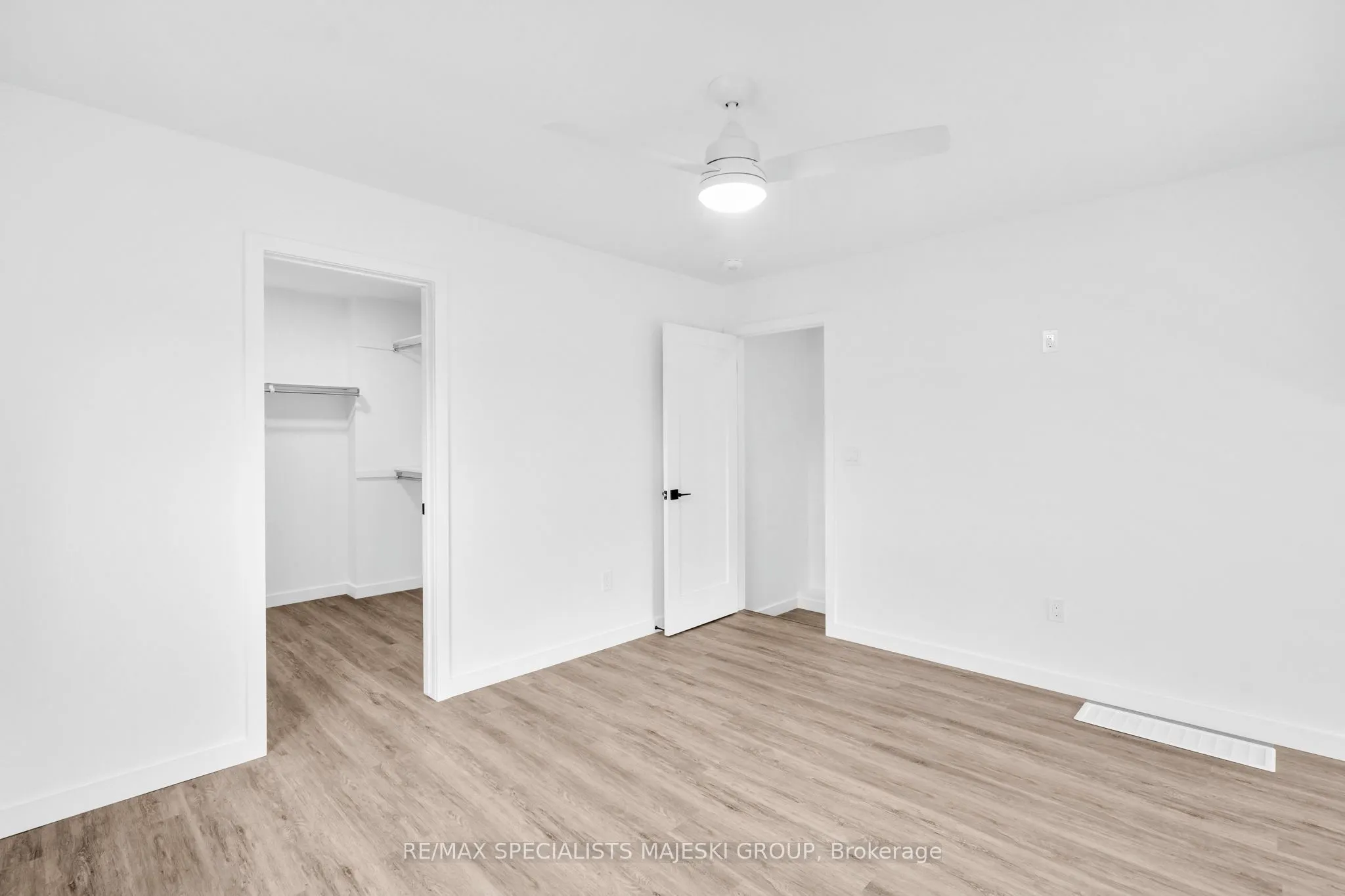 103 Kenilworth Avenue S