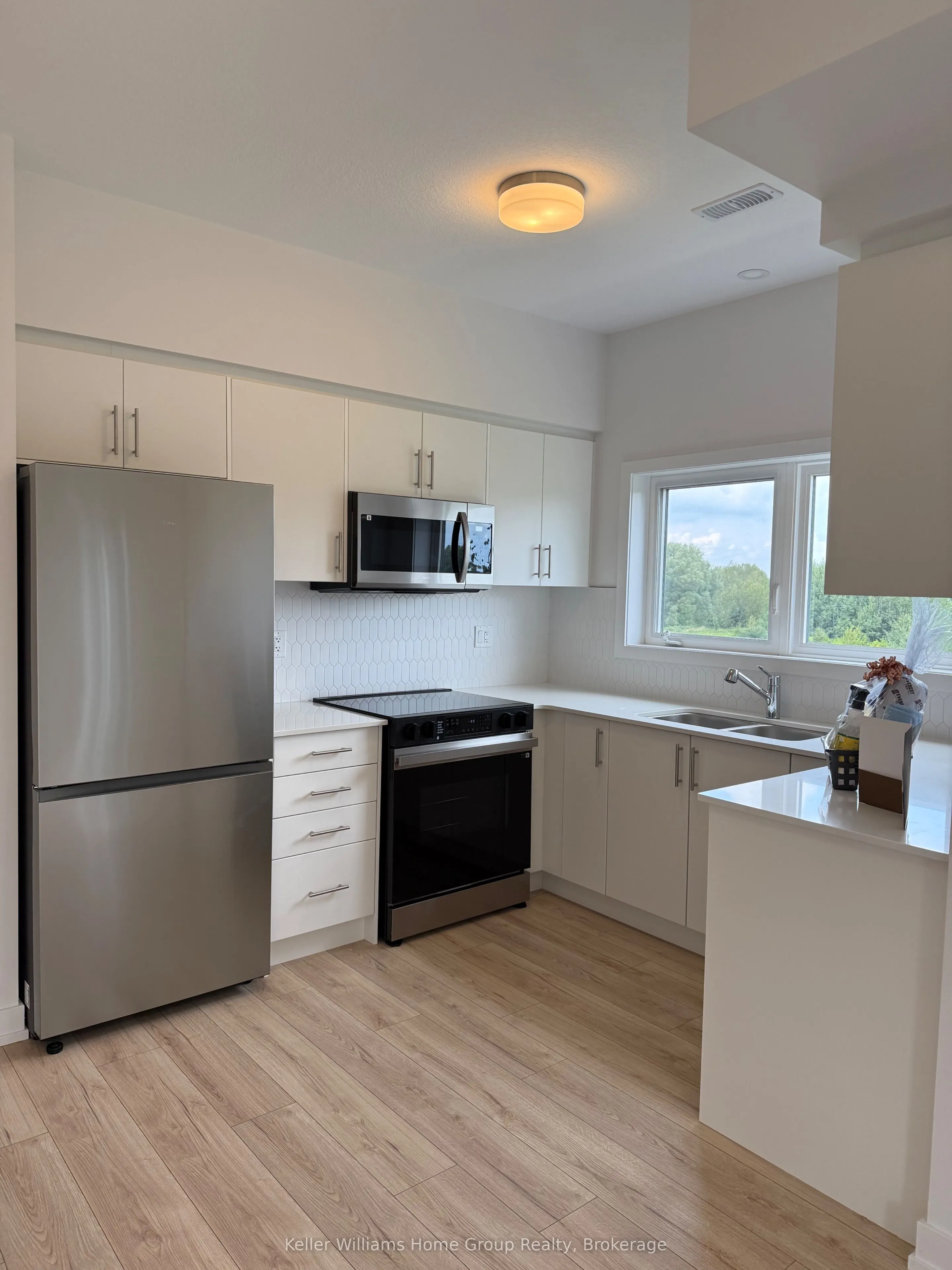 940 St David Street N, #56