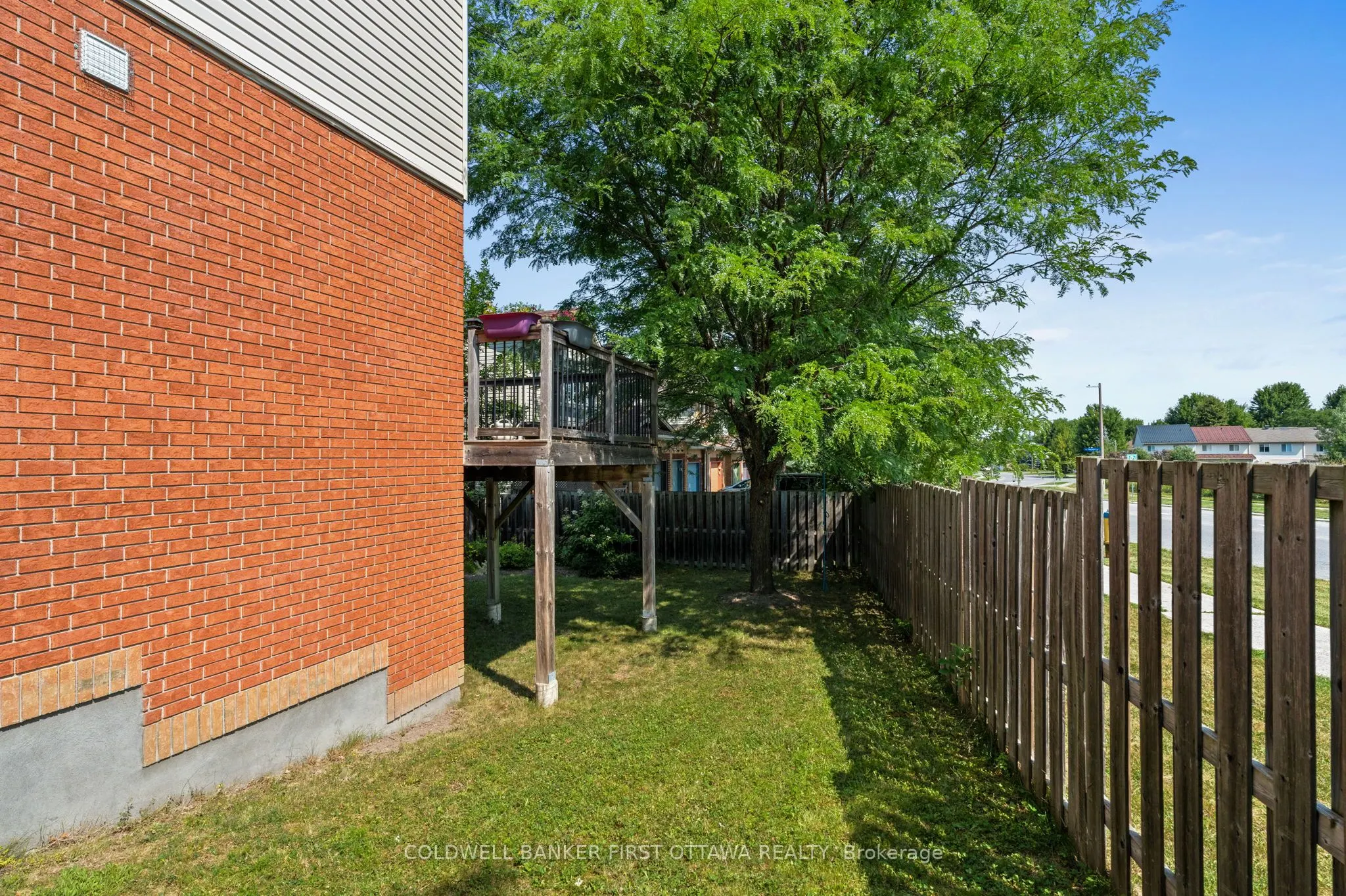 51 HELMSDALE Drive