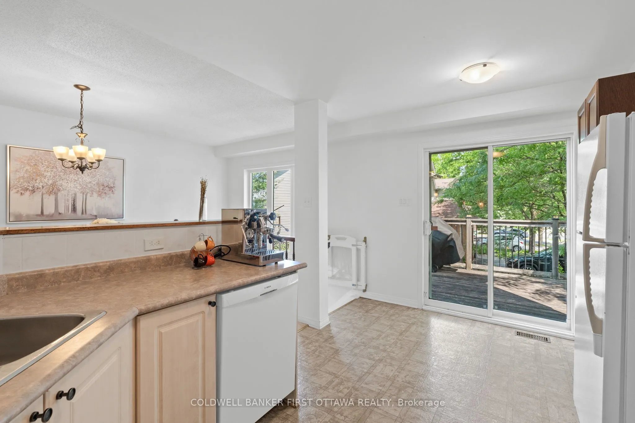 51 HELMSDALE Drive